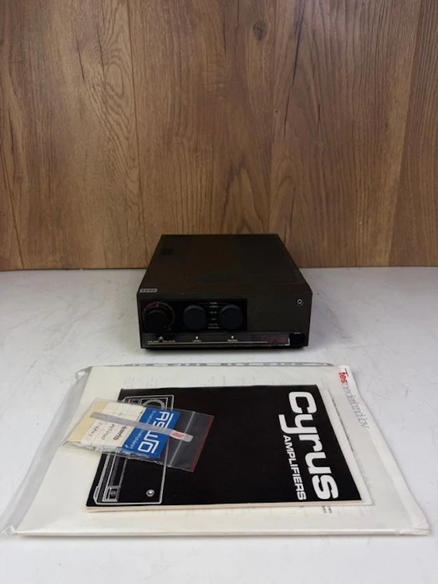 Cyrus - Two Solid state amplifier