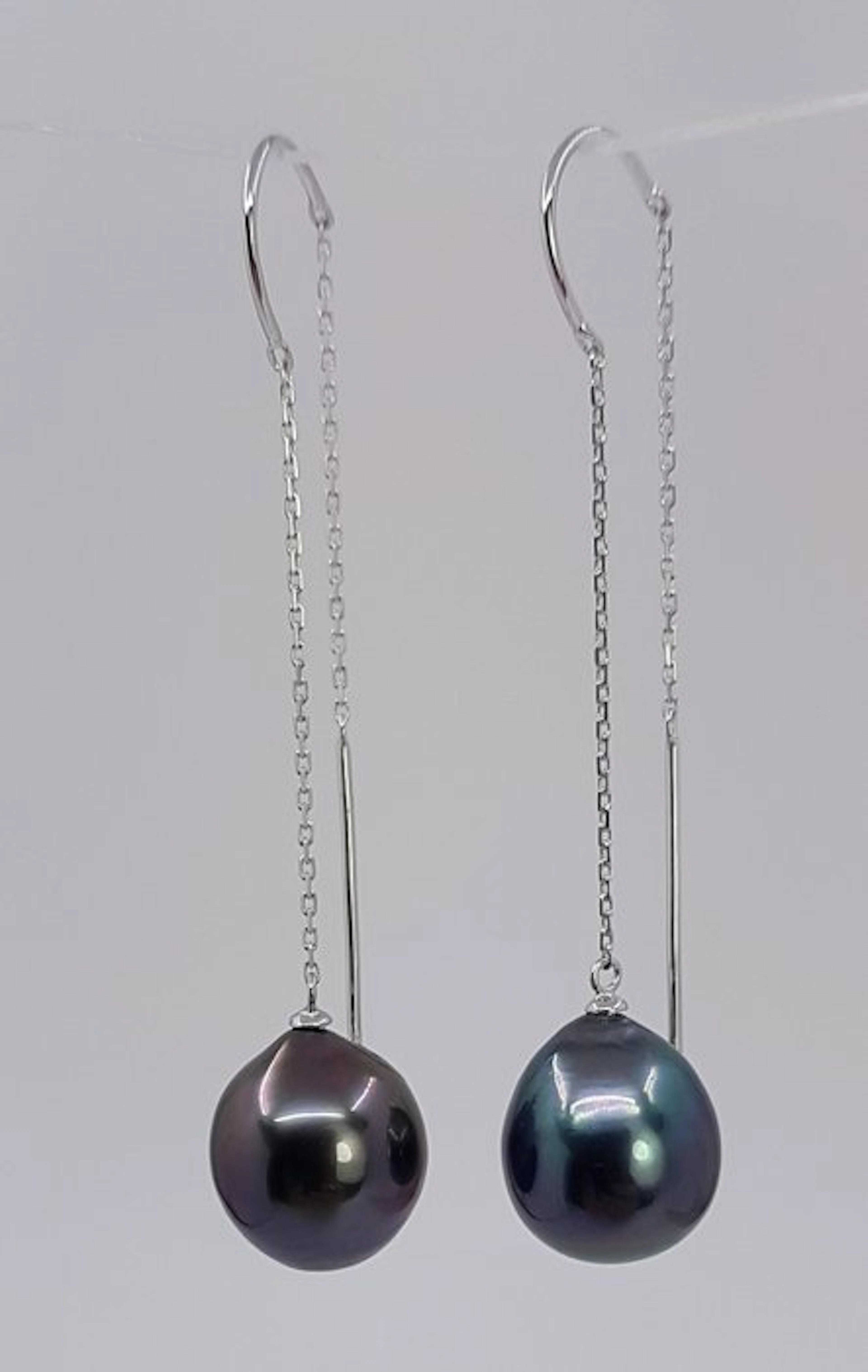 Earrings - 18 kt. White gold - 10x11mm Tahiti Pearls