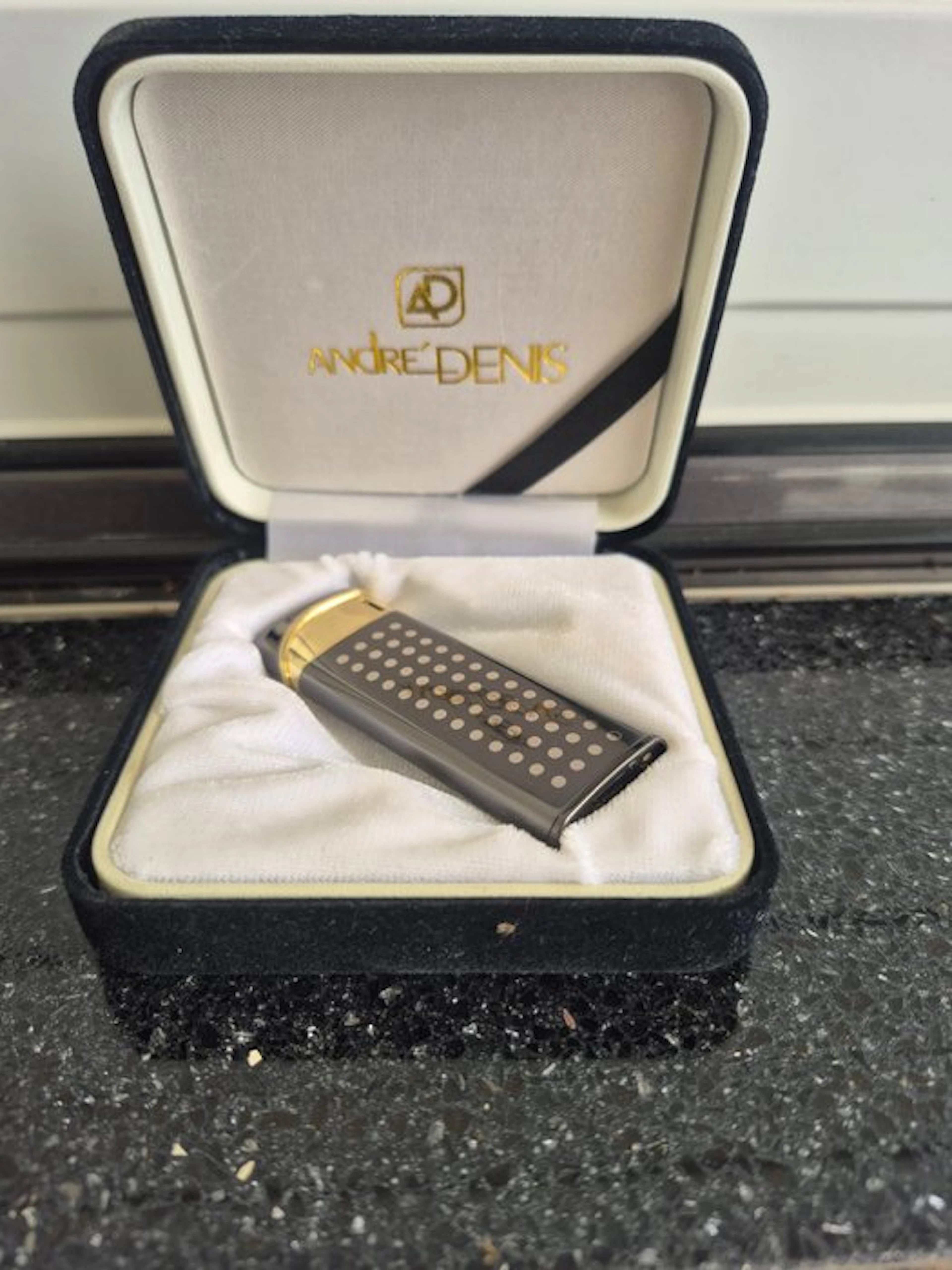 André denis - No reserve price - Lighter - Gold-plated