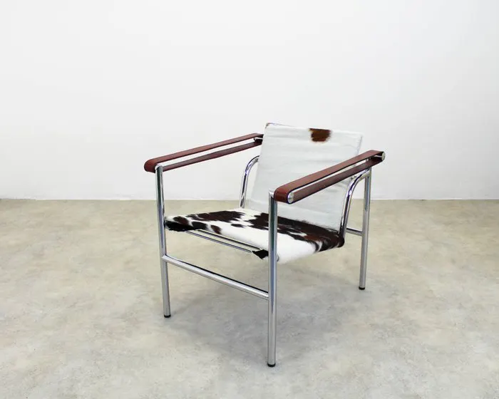 Cassina - Charlotte Perriand, Le Corbusier - Armchair - LC1 - Leather, Steel