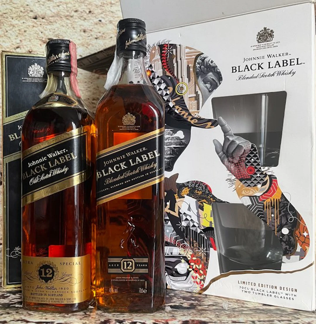 Johnnie Walker 12 years old Black Label & Black Label...