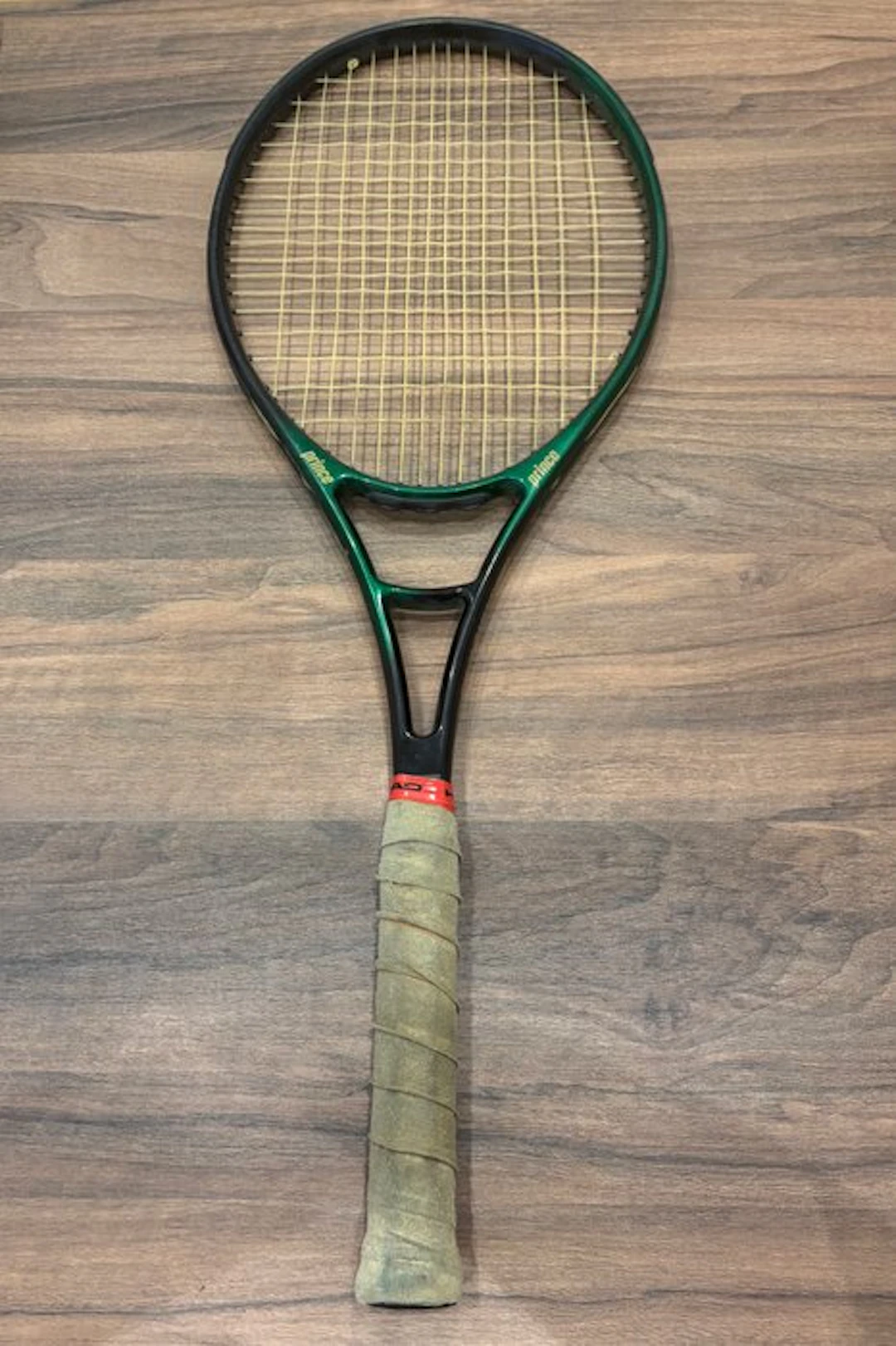 Tennis racket