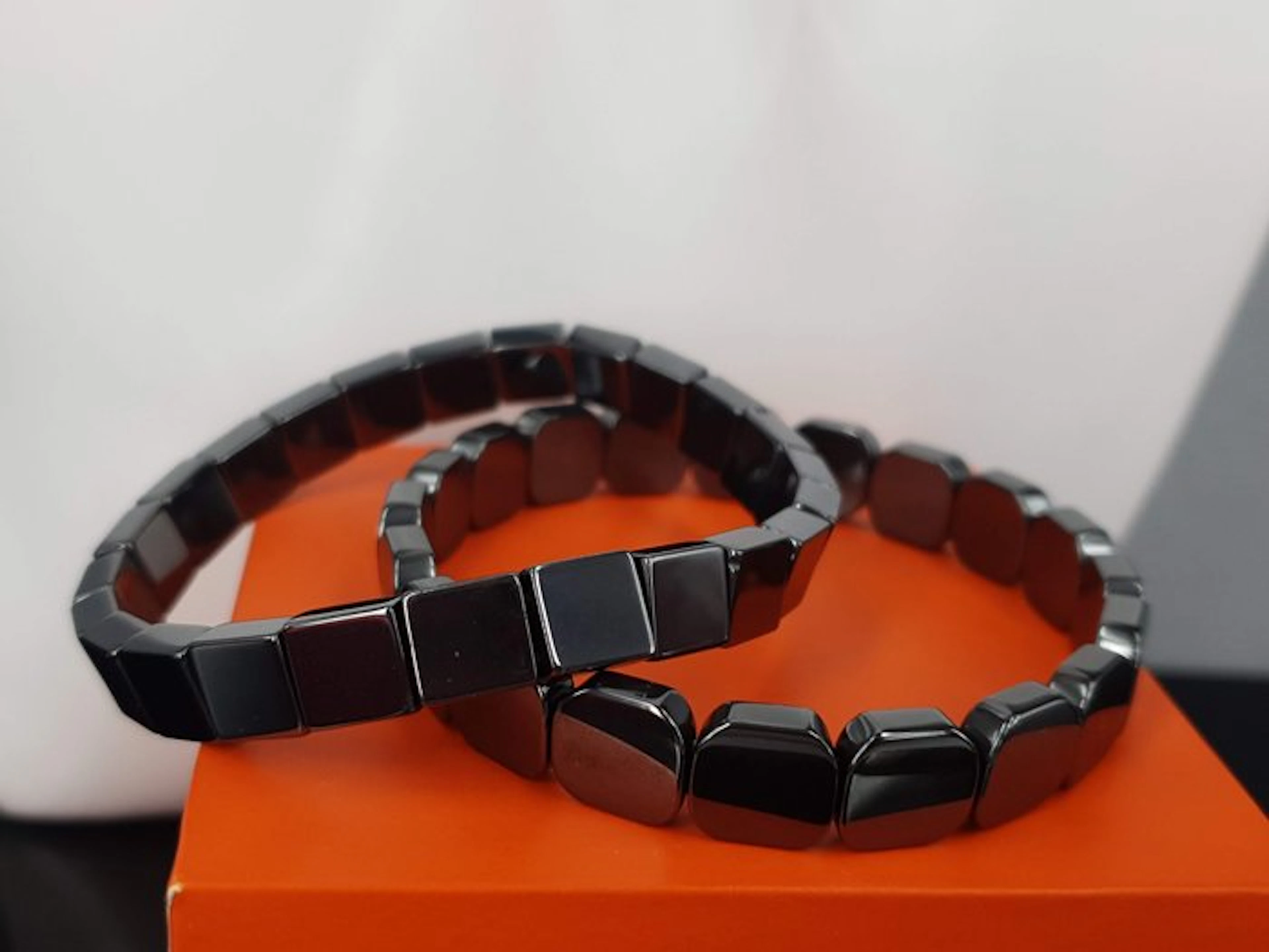 Natural Hematite Stone Circuit 18 cm and 18,5 cm / Free Shipping - Bracelet
