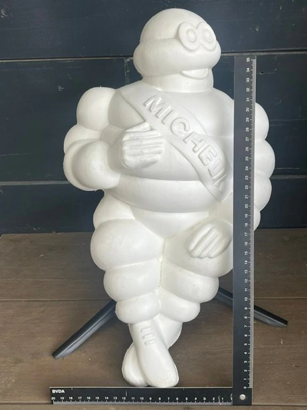 Michelin - Bibendum - op statief - Bibendum pop