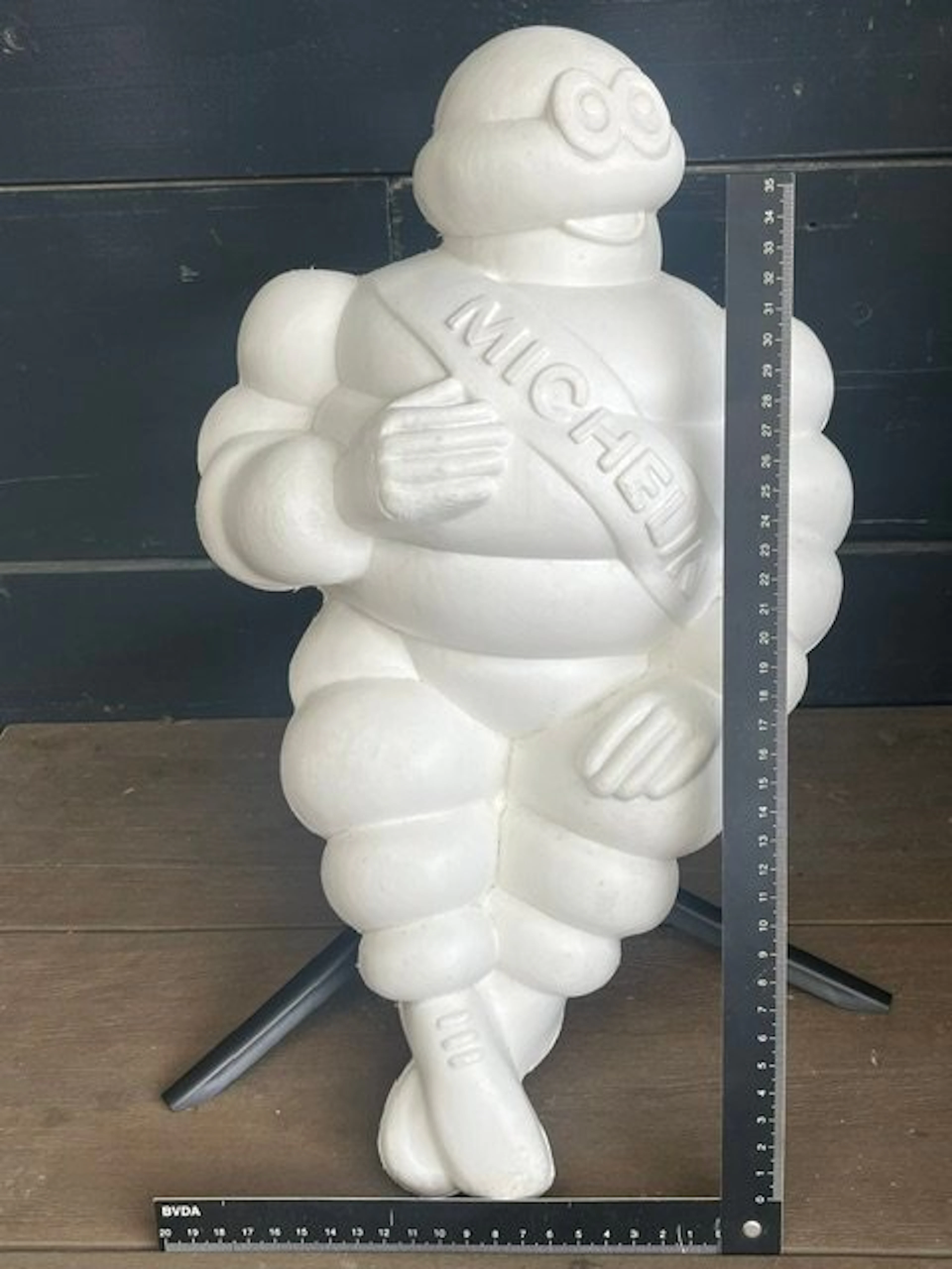 Michelin - Bibendum - op statief - Bibendum pop