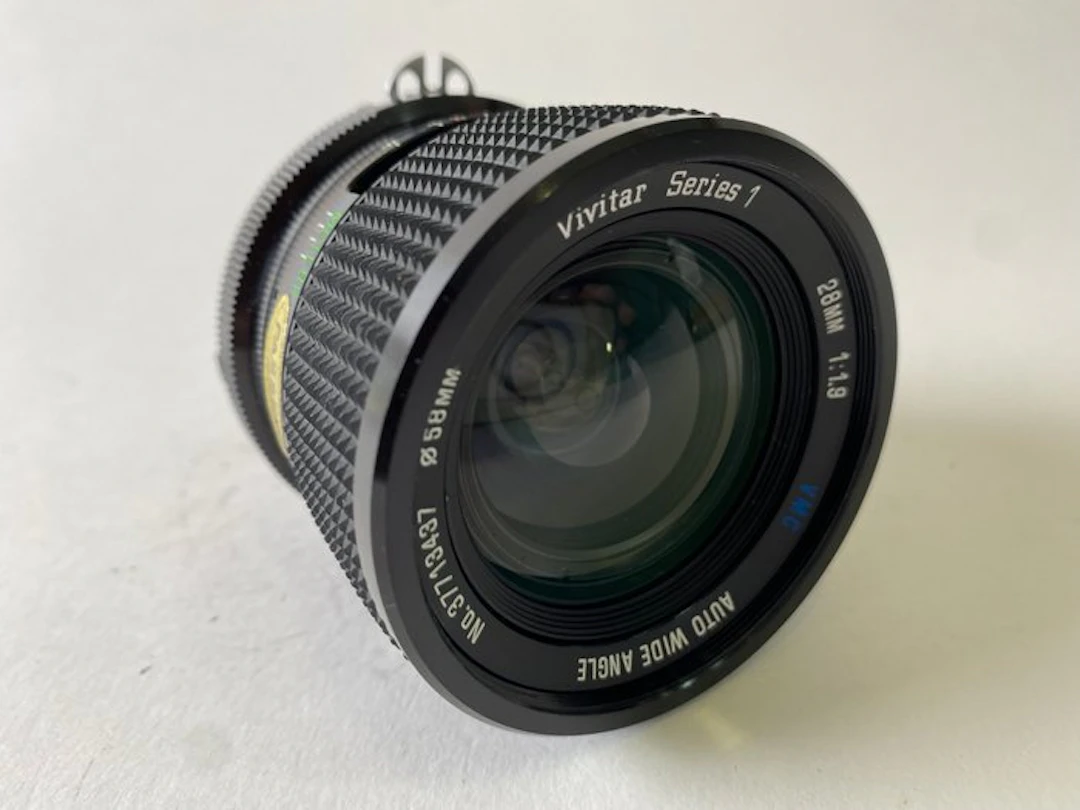 Vivitar Series 1 28mm 1:1,9 Nikon Ai Mount Wide angle lens