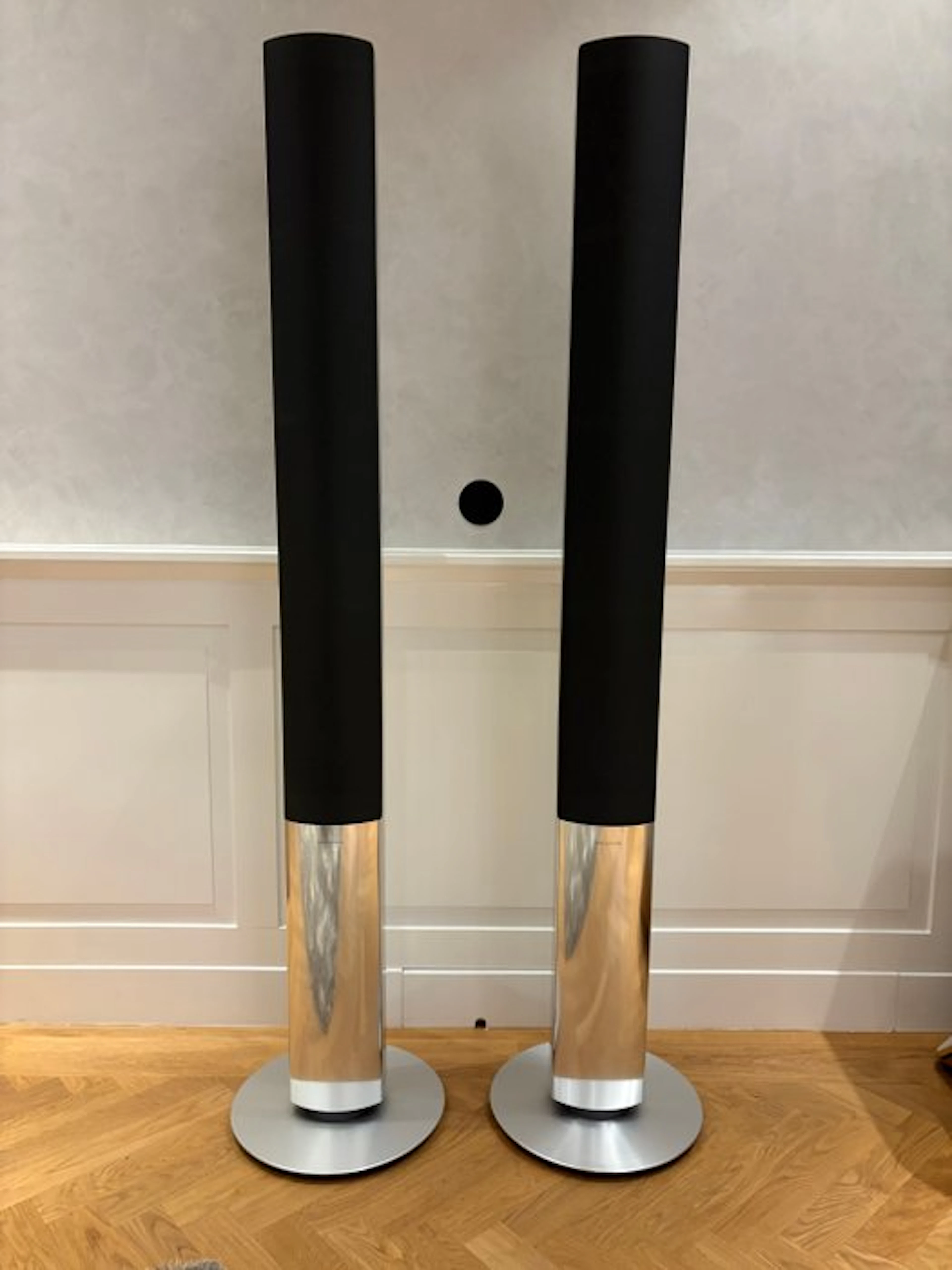 Bang & Olufsen - BeoLab 1 Silver Speaker set