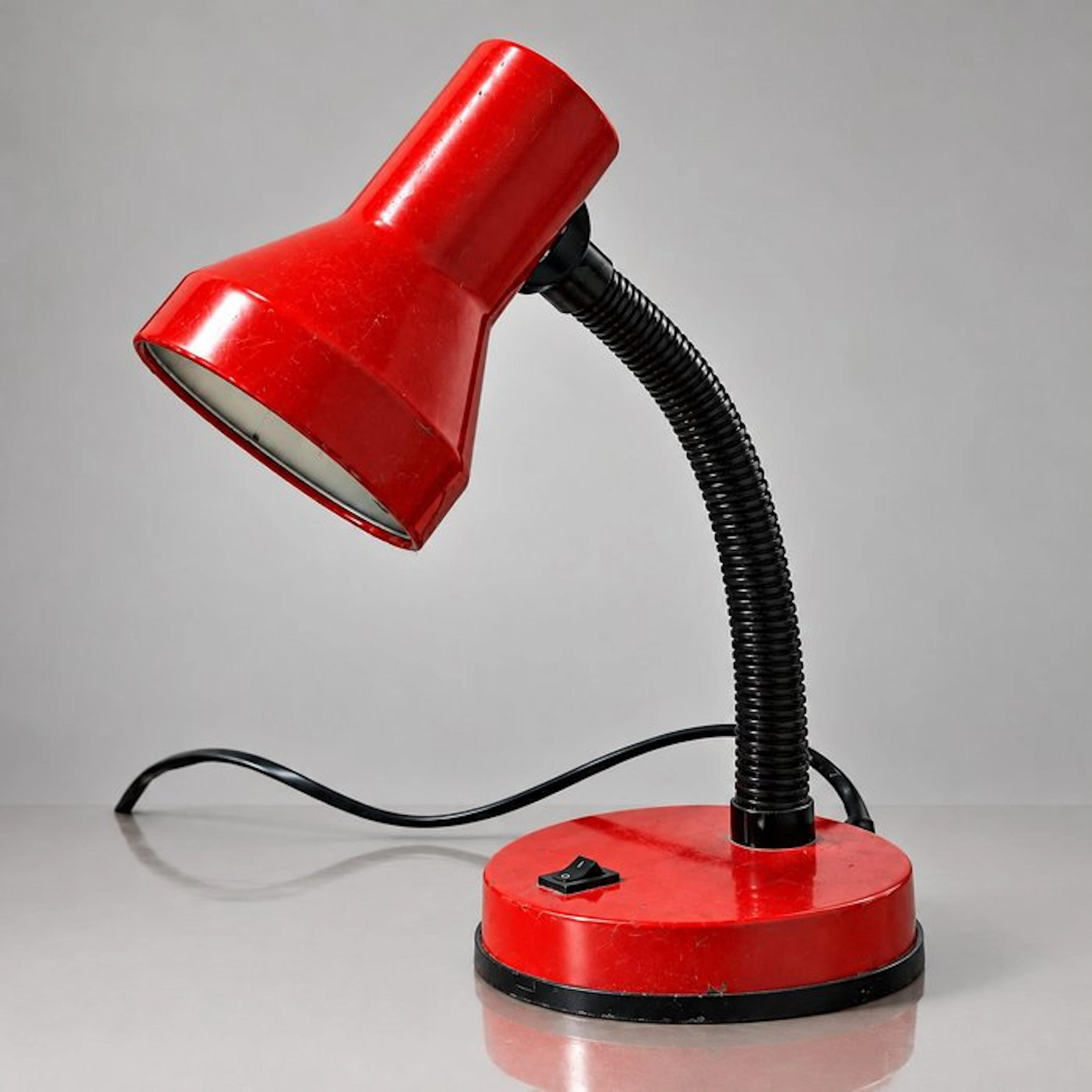 Made in Italy. 1970" - Table lamp - Metal - Vintage. Space Age.