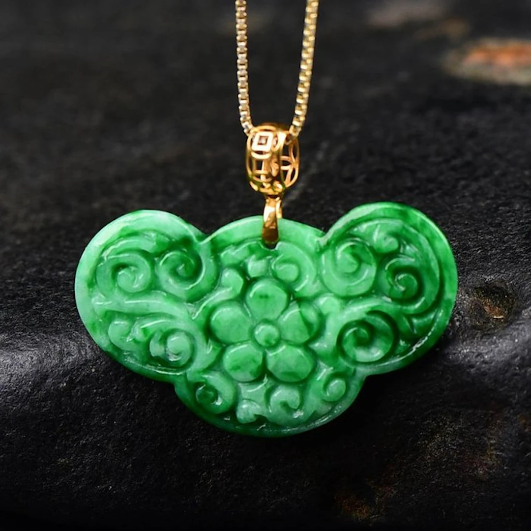 ALGT Certified - Large and Masterful Natural Jadeite Jade...
