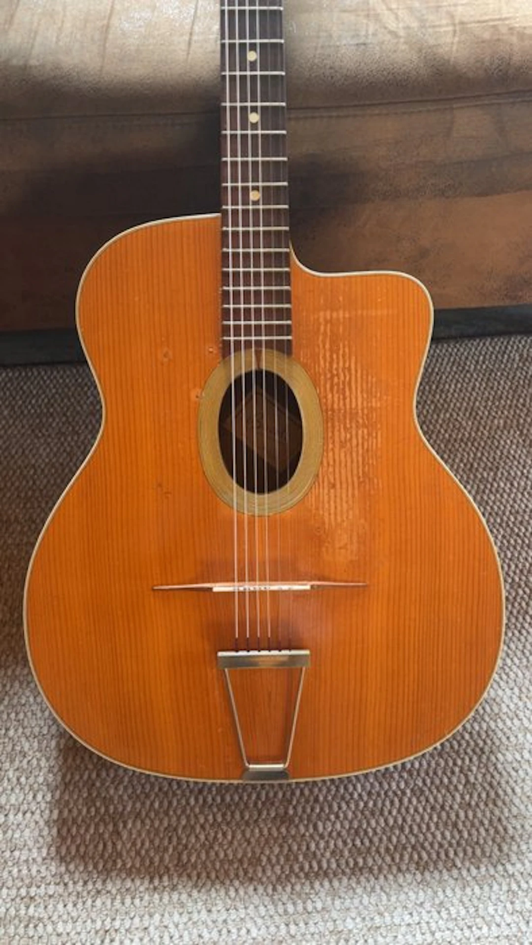 Guitare manouche Bucolo – Luthier italien à Paris -...