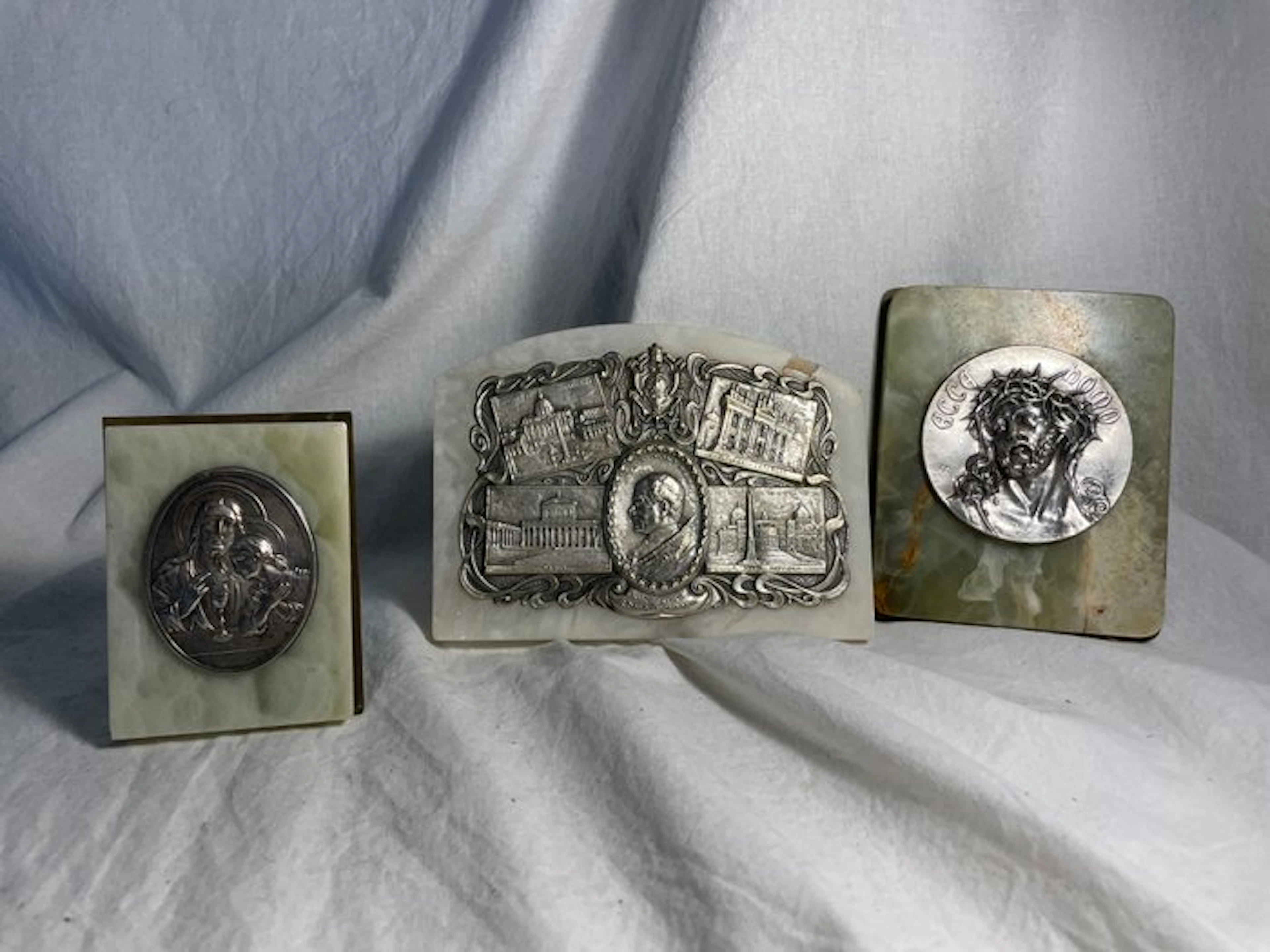 Ex voto (3) - Signed by F