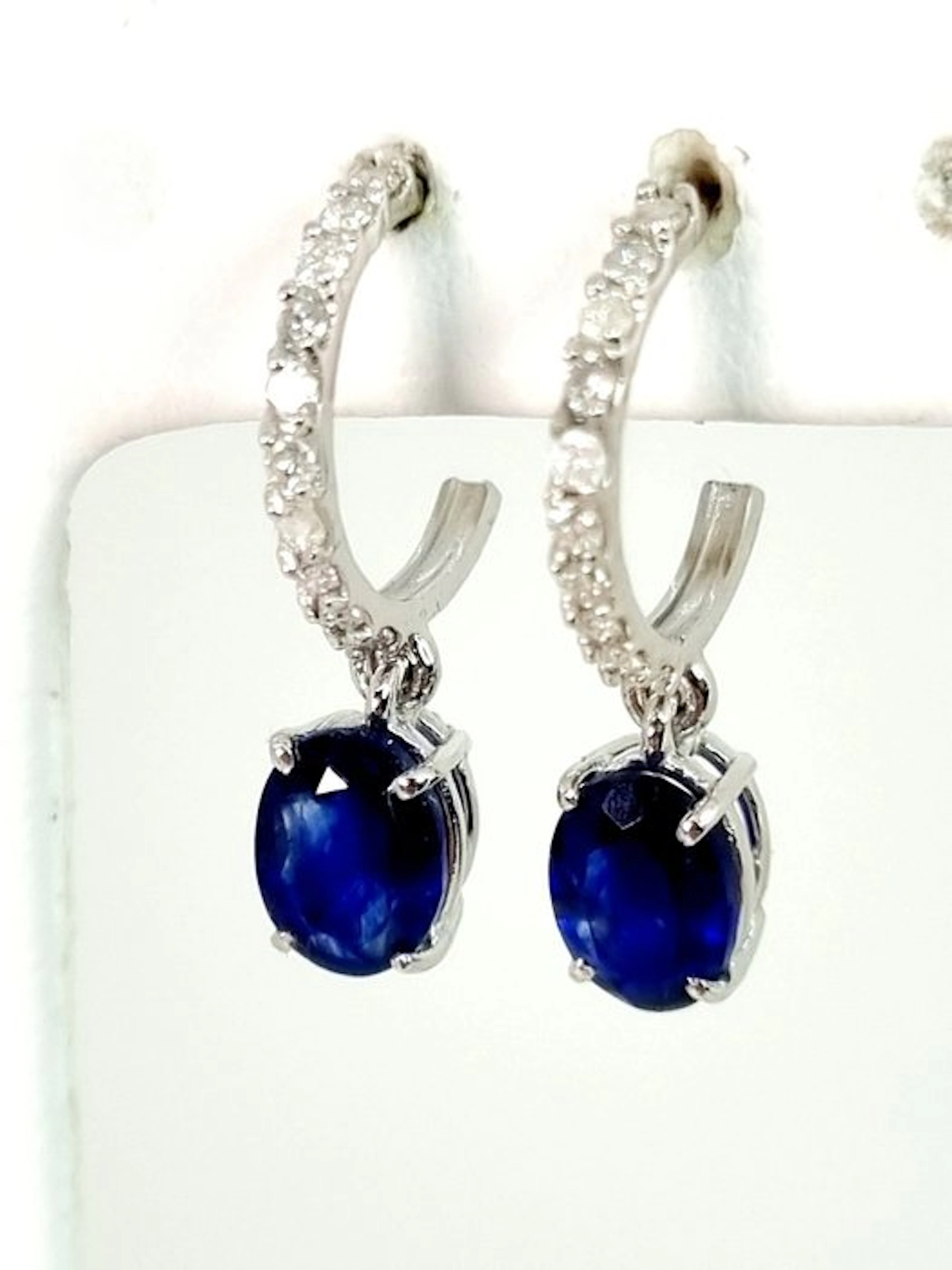 Earrings - 18 kt. White gold Sapphire - Diamond