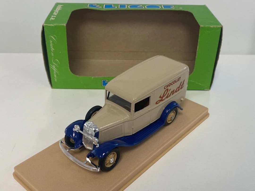 Eligor 1:43 - Model van - Ford V8 Camionnette Chocolat Lindt (1934)