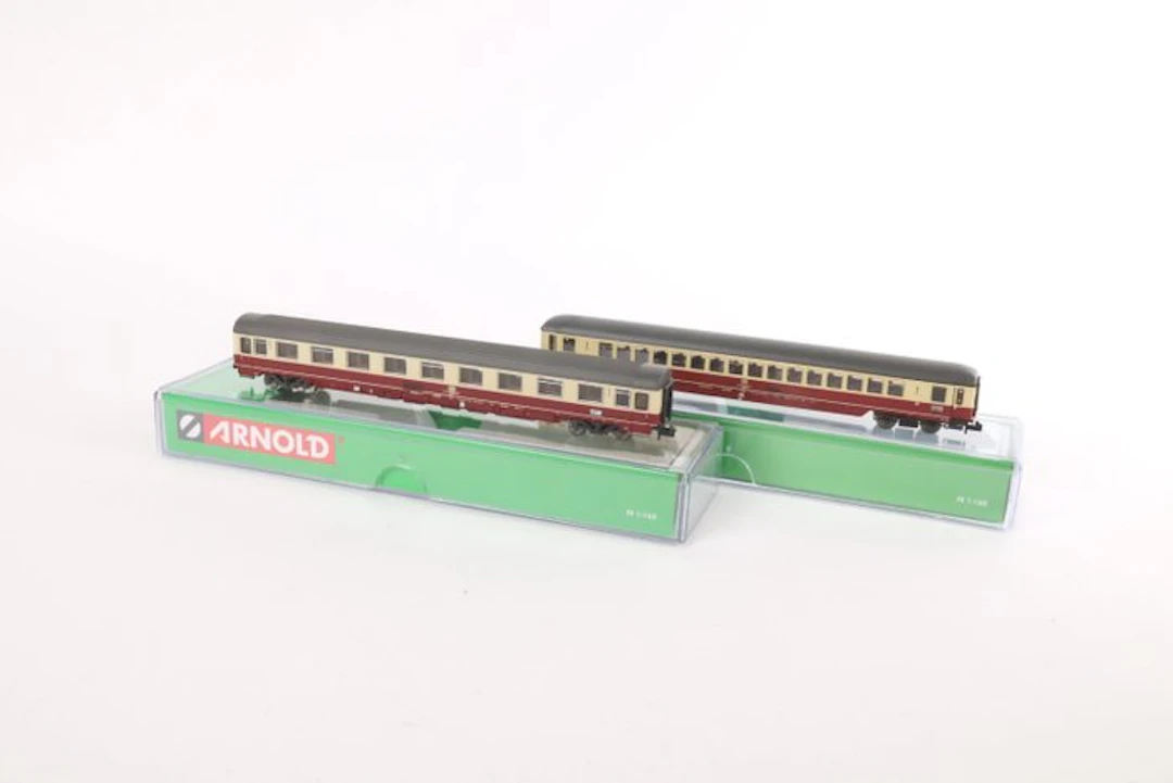 Arnold N - HN4080
