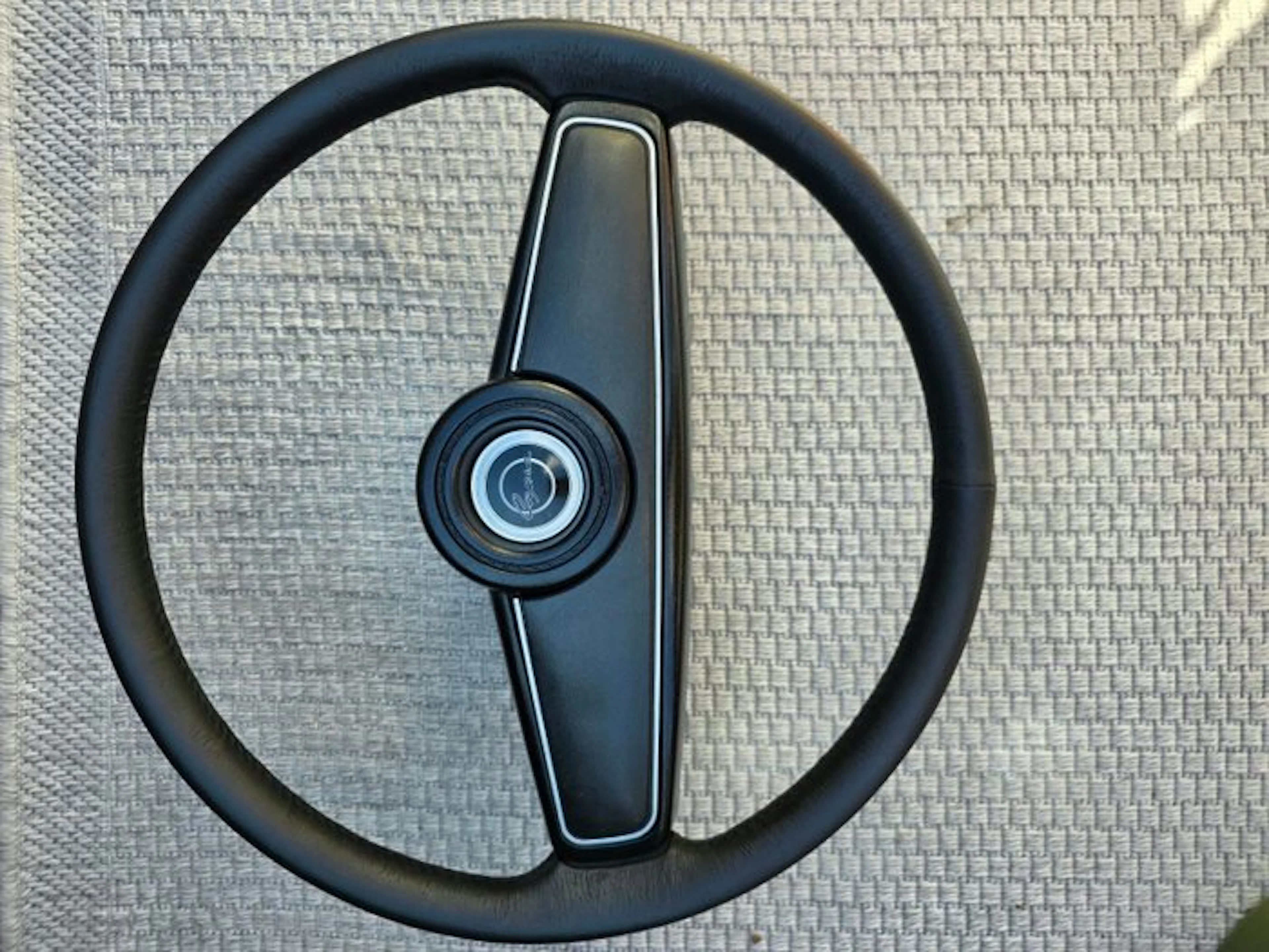 Steering wheel (1) - Ford - Ford Capri - 1970-1980
