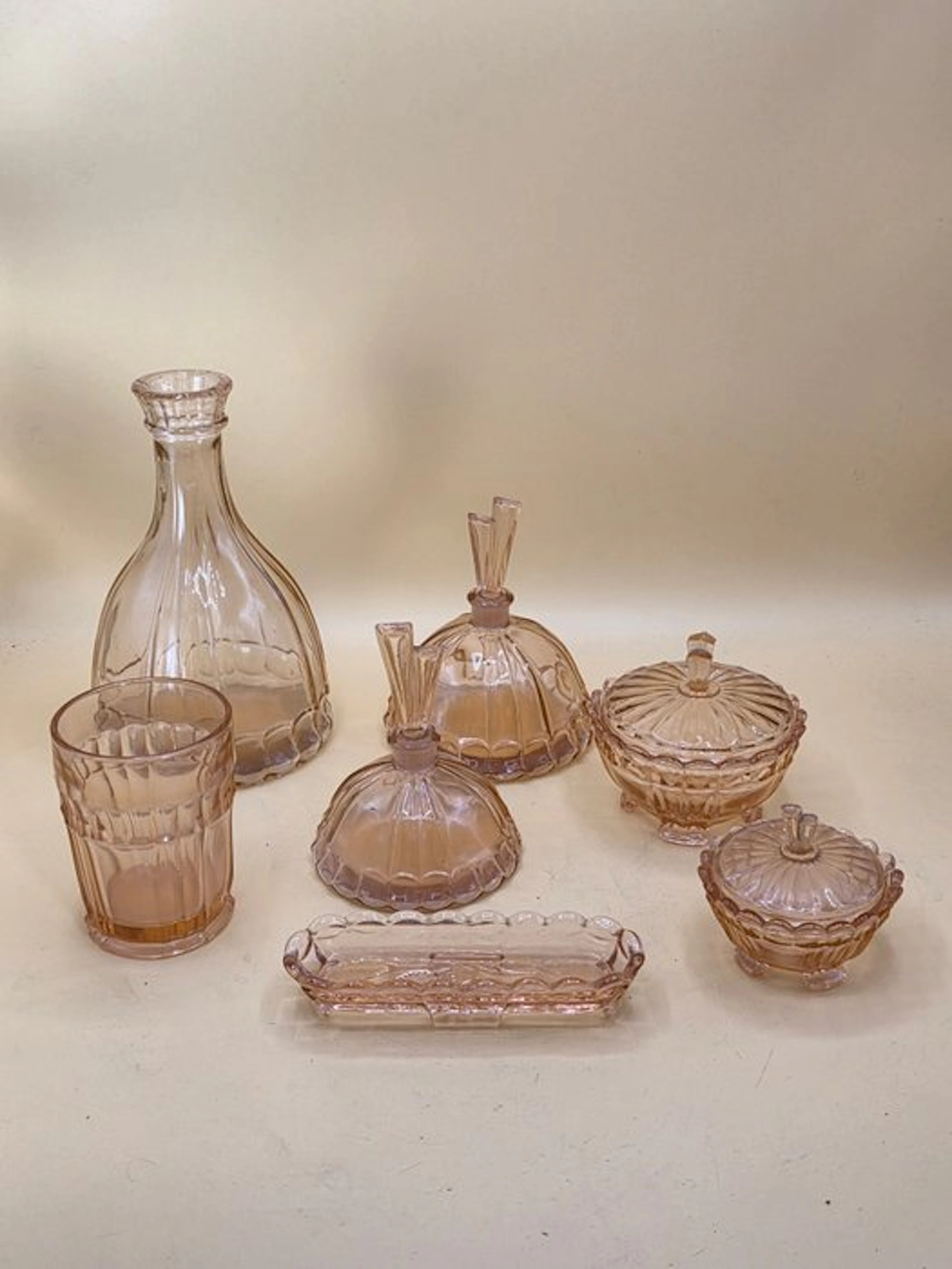 Toilet set (7) - Glass
