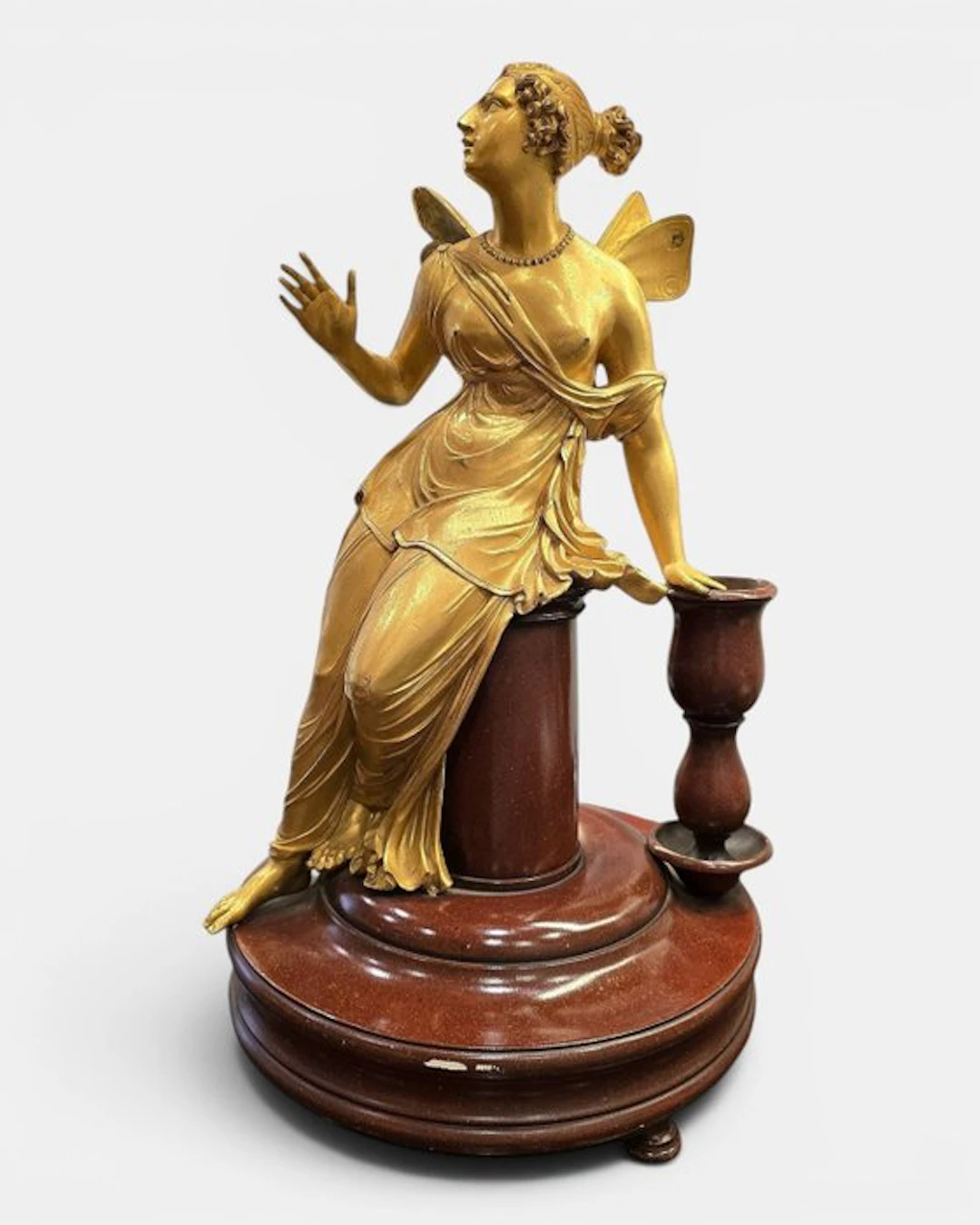 Figure - Figura femenina alada - Gilt bronze