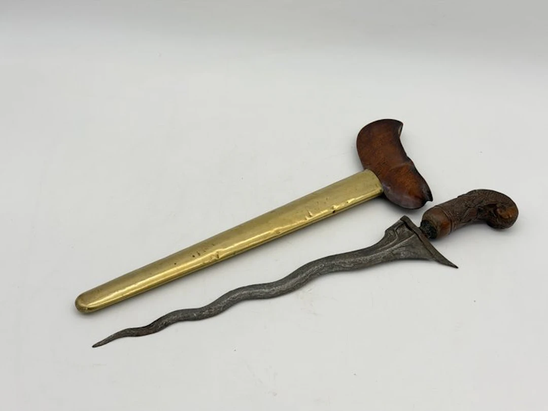 Dagger - Javanese Keris (Keris Luk with Pendok)...