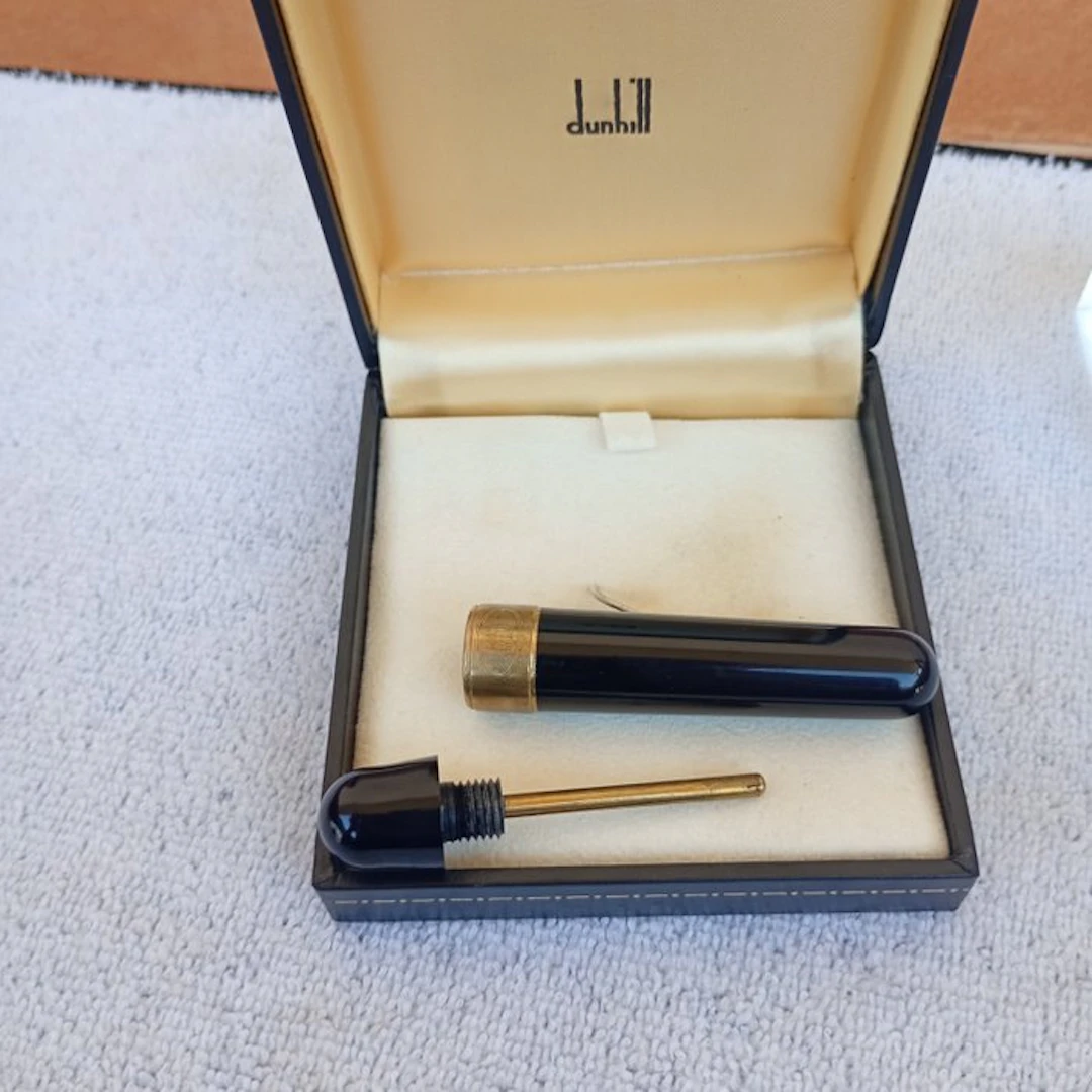 Dunhill - No reserve price - Pipe cleaner - Unknown