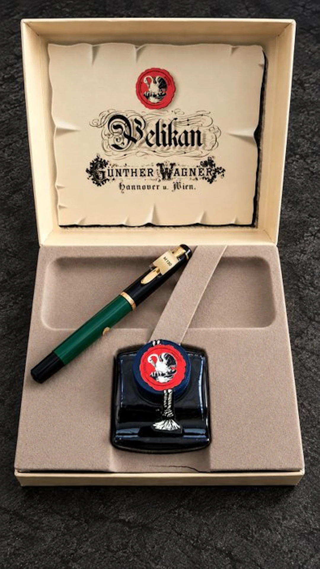 Pelikan - M150 Old Style Green Black - No reserve price - Fountain pen