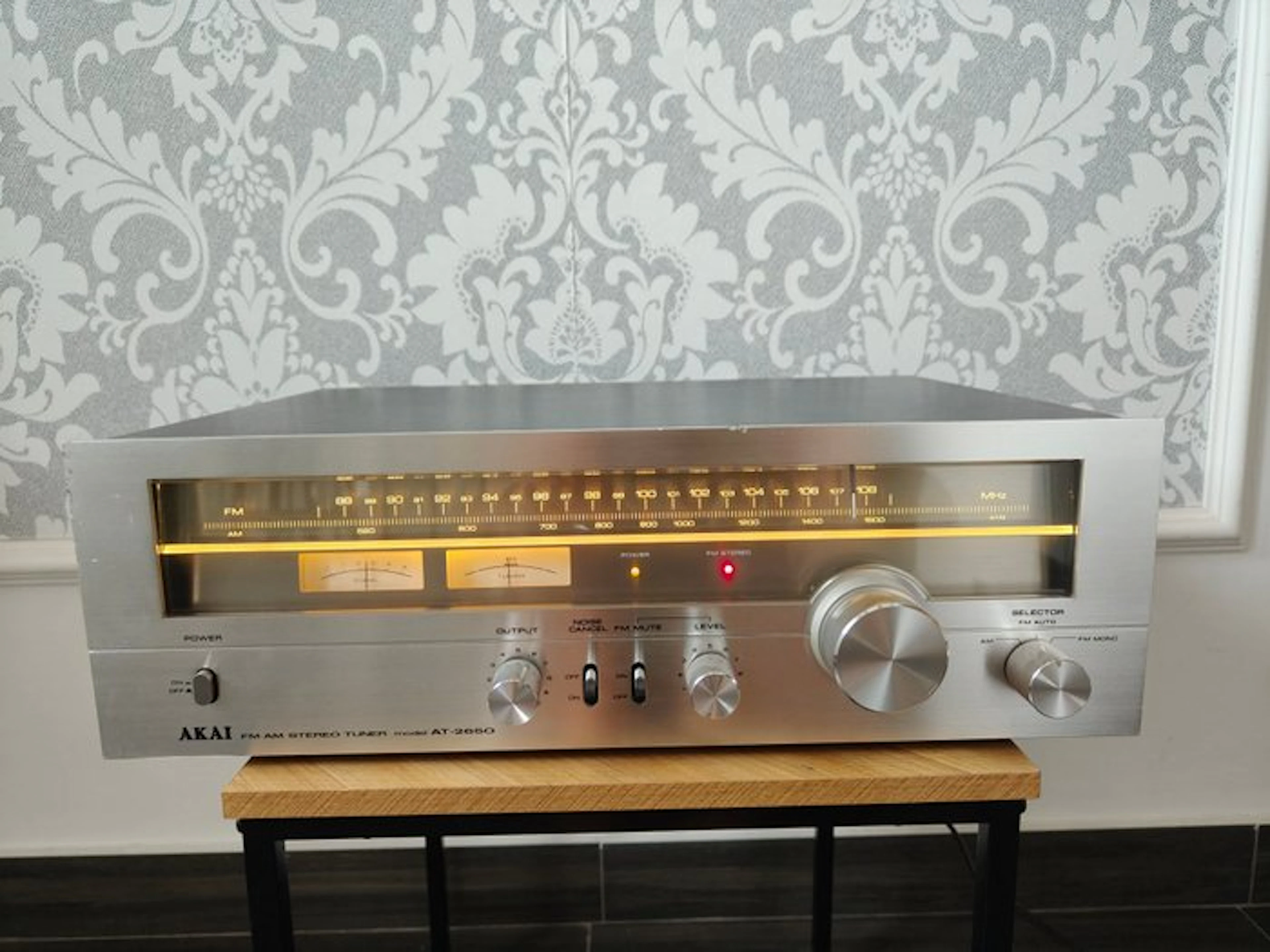 Akai - AT-2650 Tuner