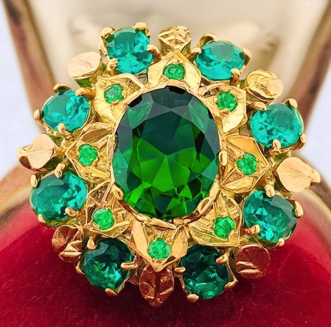 No reserve price - Ring - 9 kt. Yellow gold, Silver Emerald - Emerald