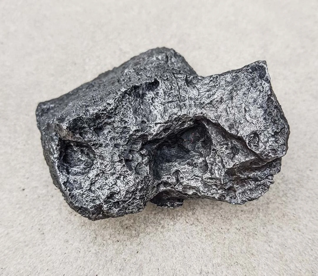 Campo del Cielo meteorite Iron meteorite - Height: 9.5 cm...