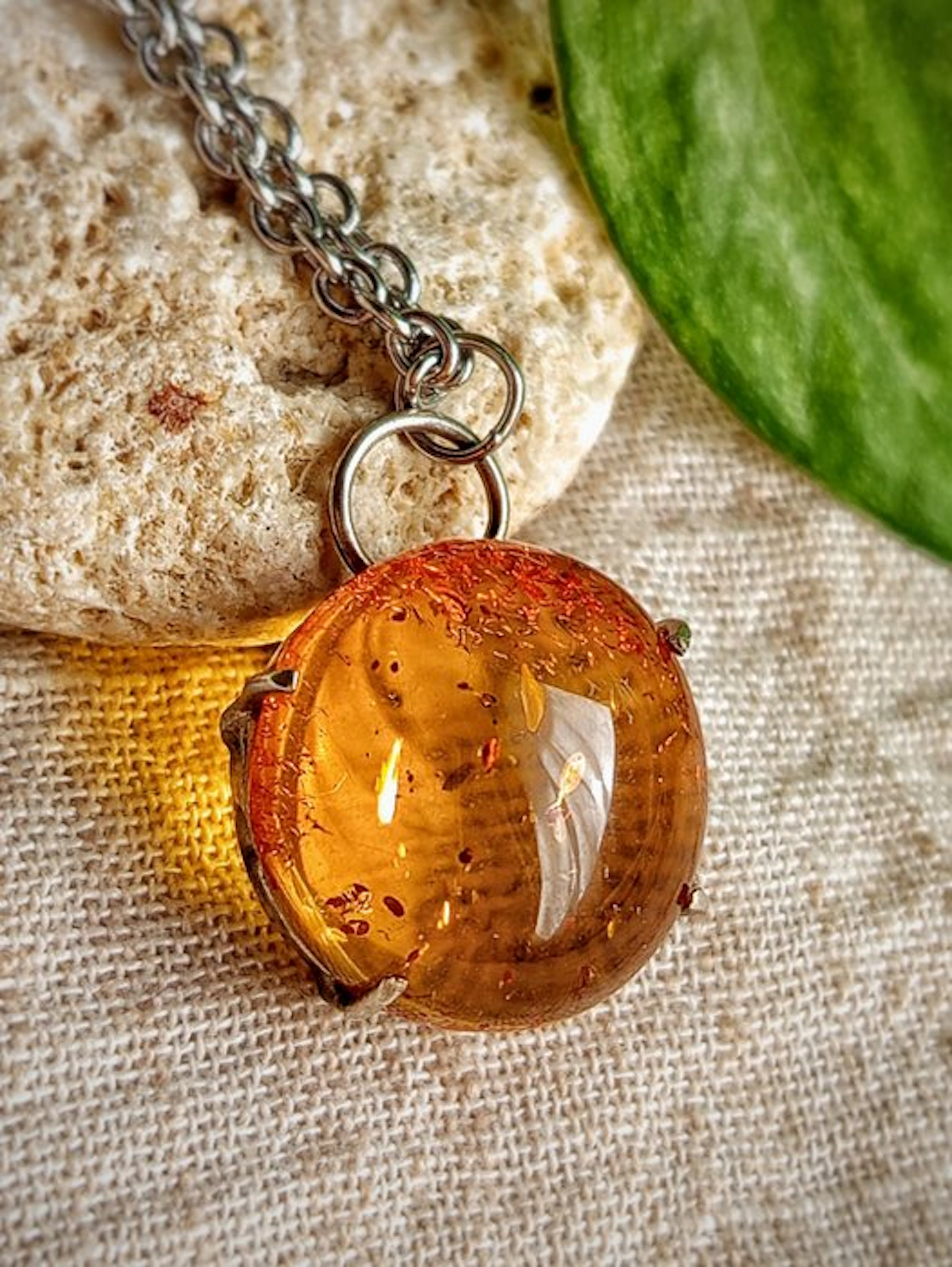 Handcrafted 'Sun' jewelry in 925 silver with top-quality Baltic amber