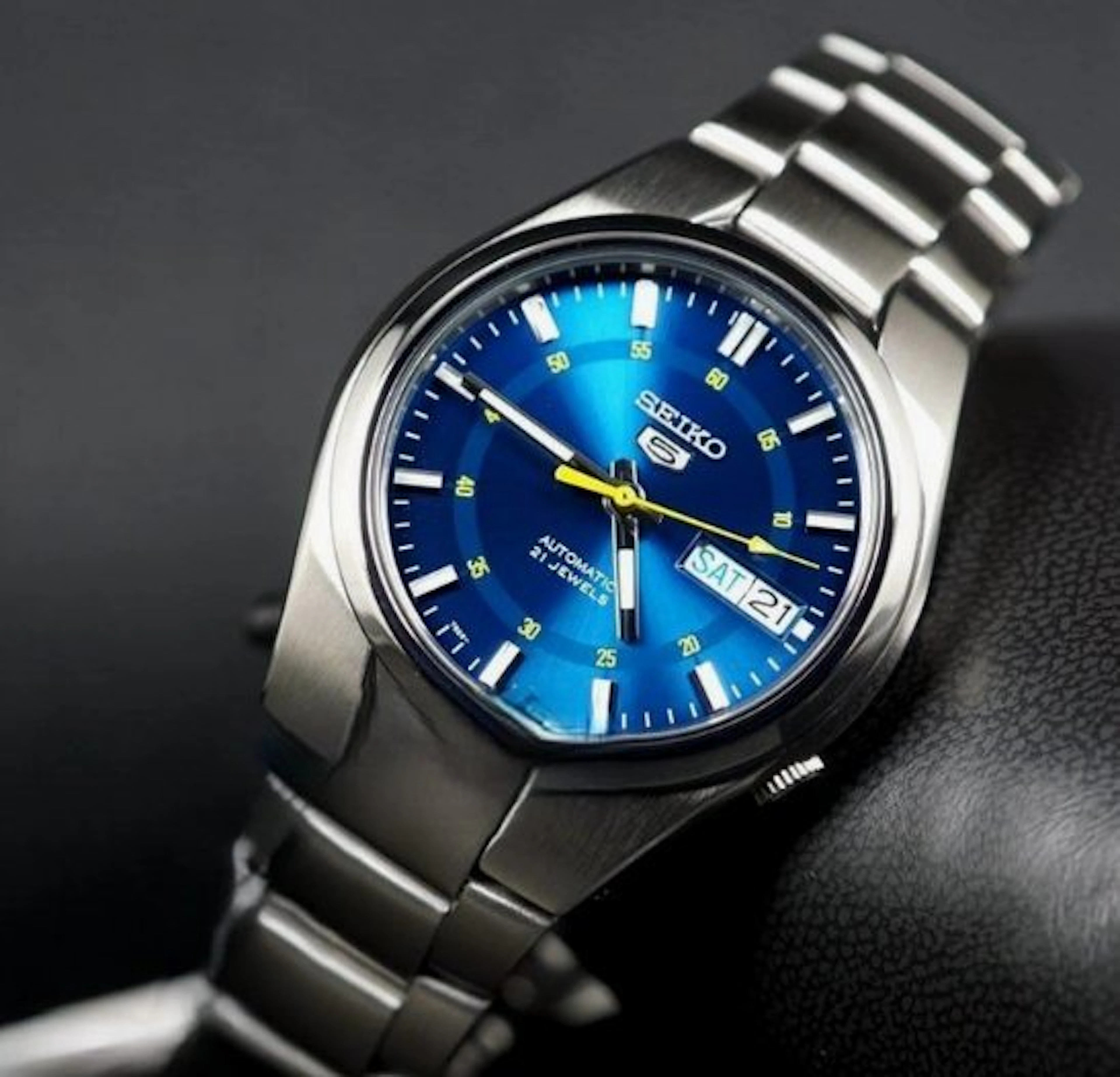 Seiko - 5 - No reserve price - Day-Date Dial Blu - Men - 2025+