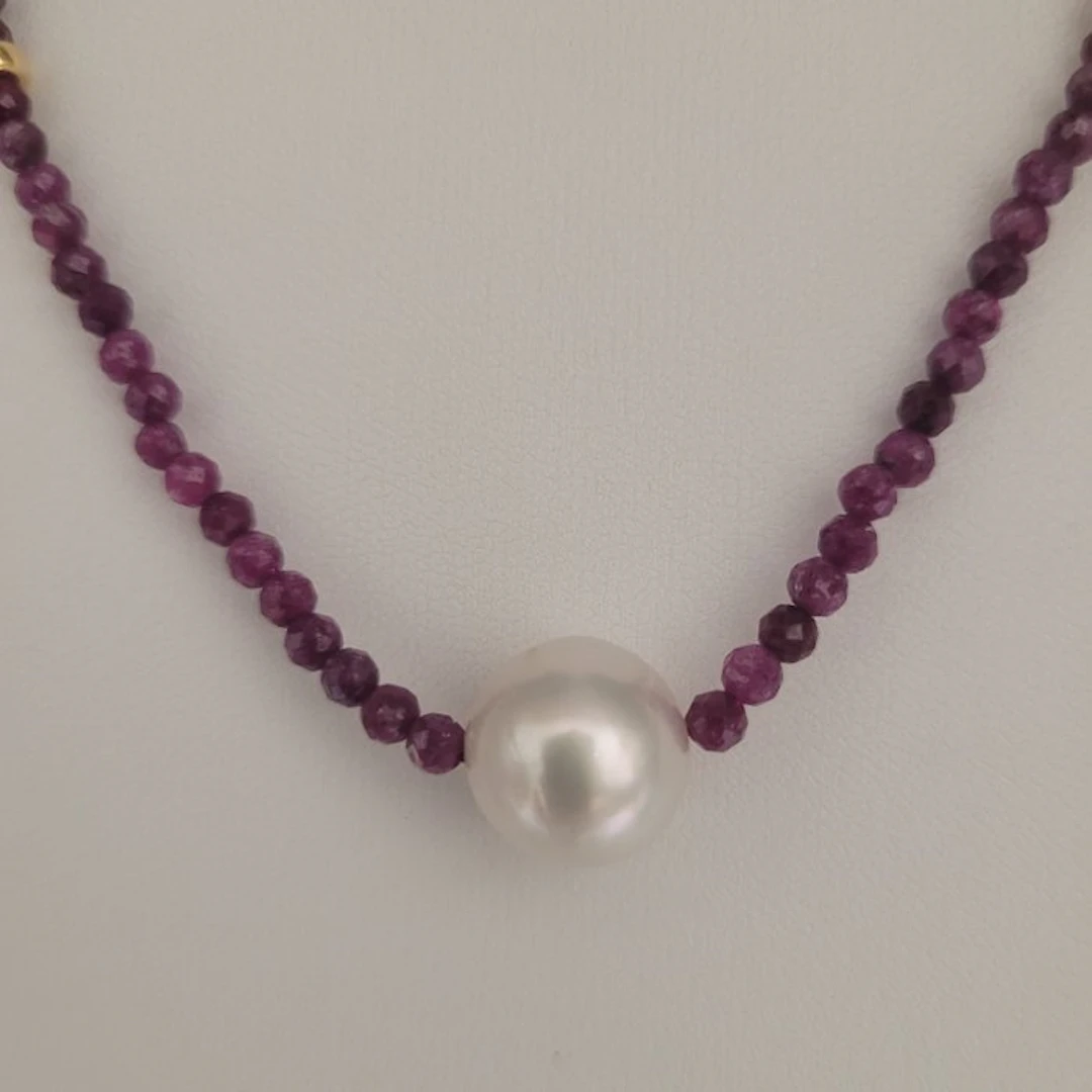 No reserve price - Necklace - 18 kt. Yellow gold Pearl - Ruby - South Sea
