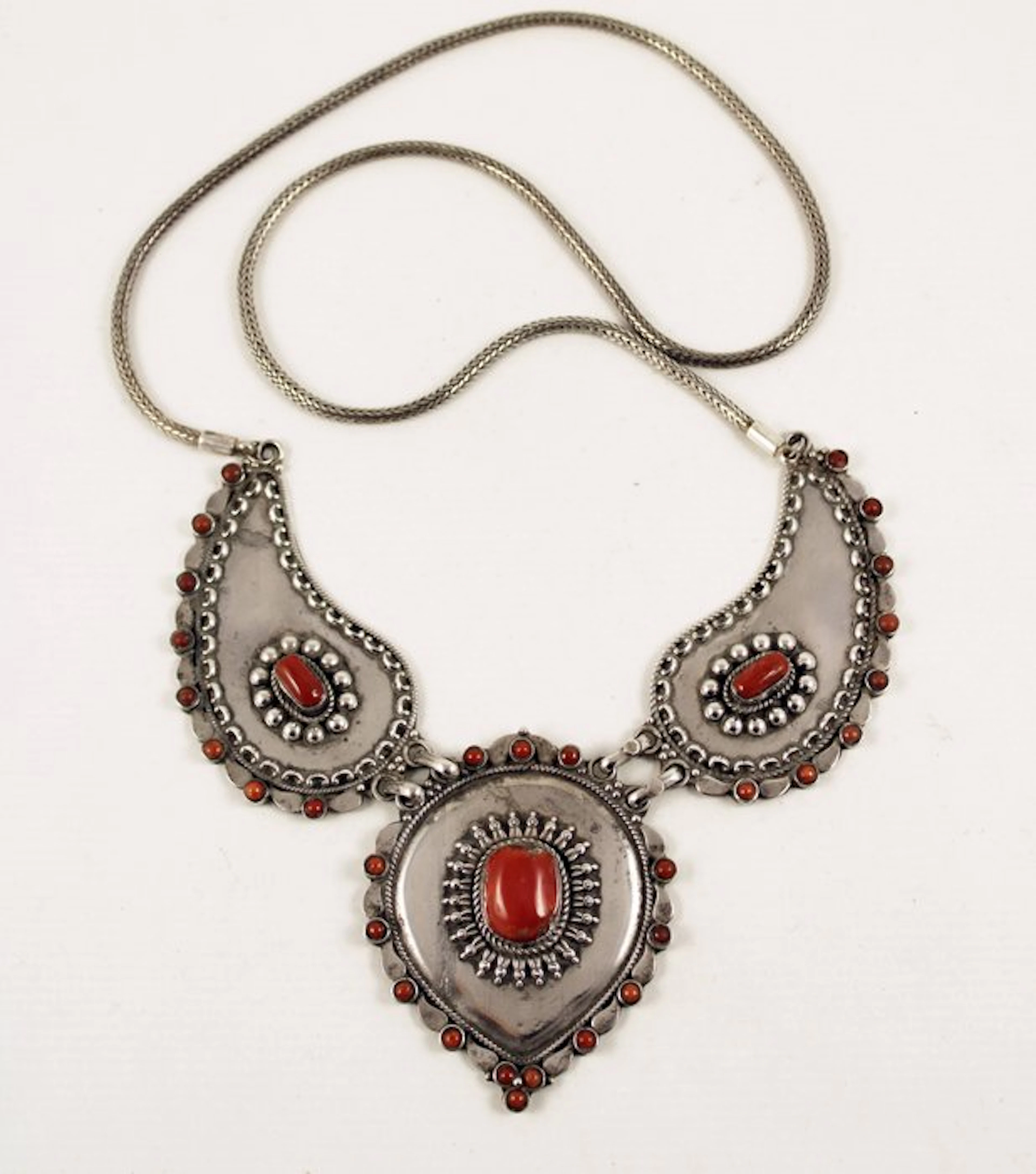 Necklace - Silver, Coral - Nepal - 20th century