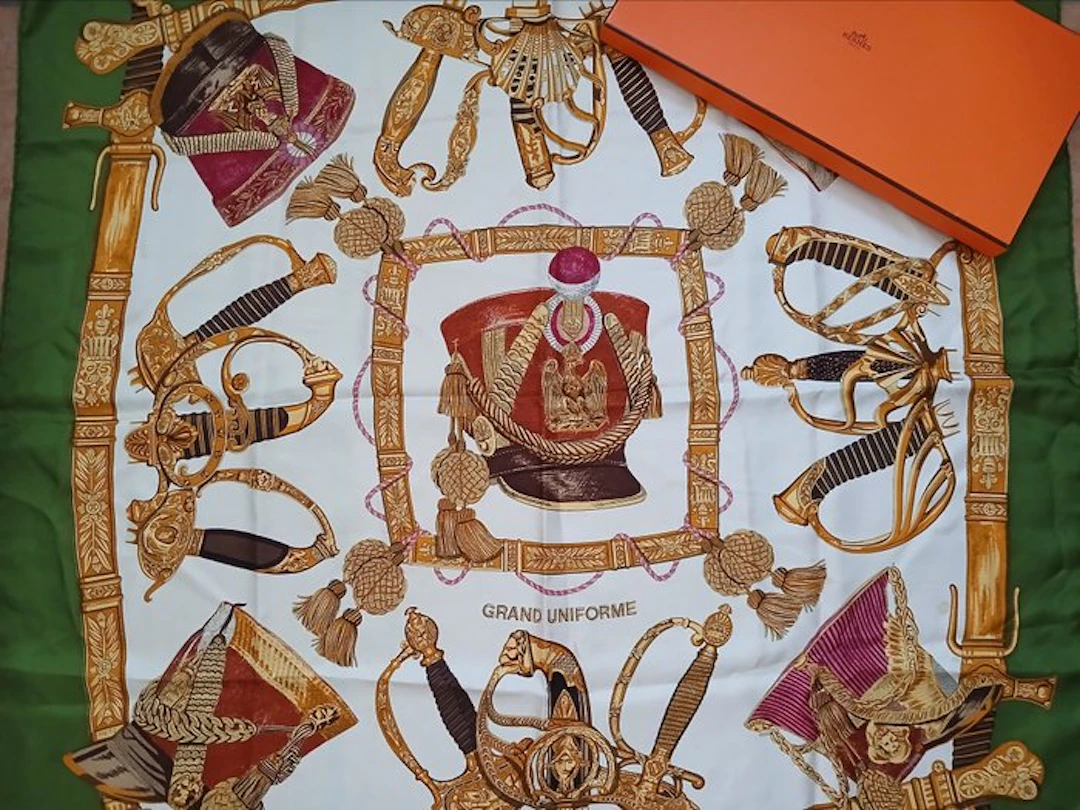 Hermès - Grand uniforme - Foulard