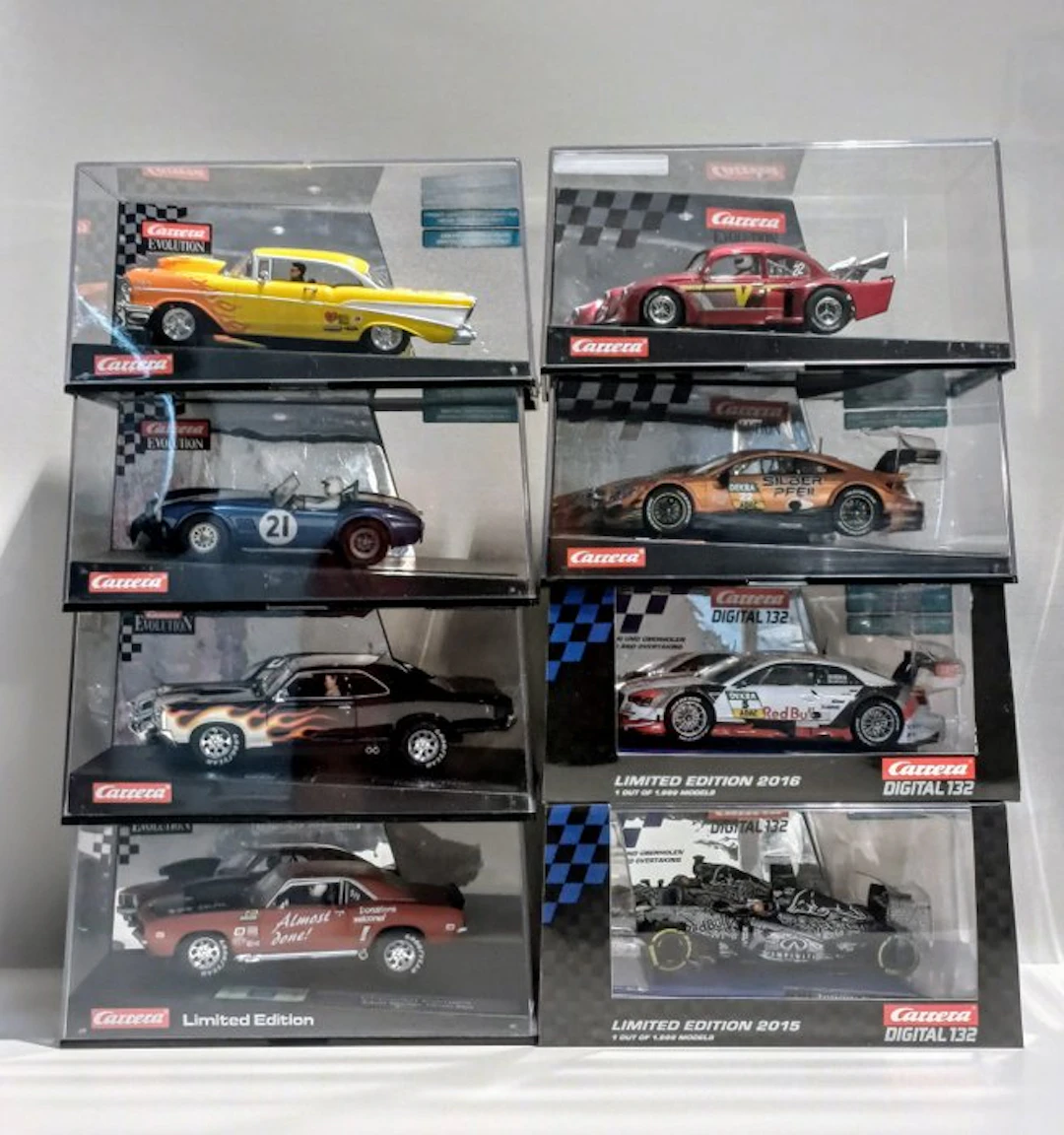 8 modellen van de Evolution serie Carrera - Slot car...