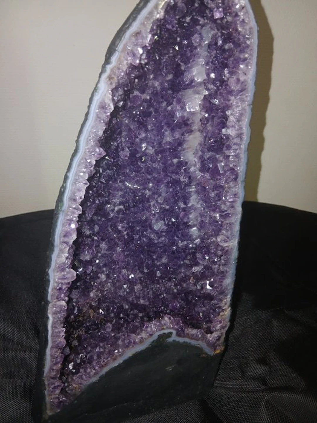 Amethyst Geode Geode - Height: 37 cm - Width: 16 cm- 20 kg