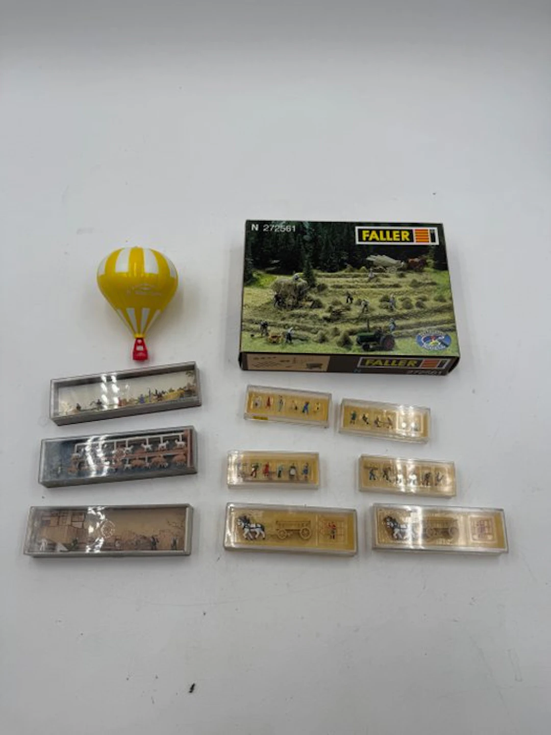 Faller, Preiser, Merten N - Model train scenery (11)