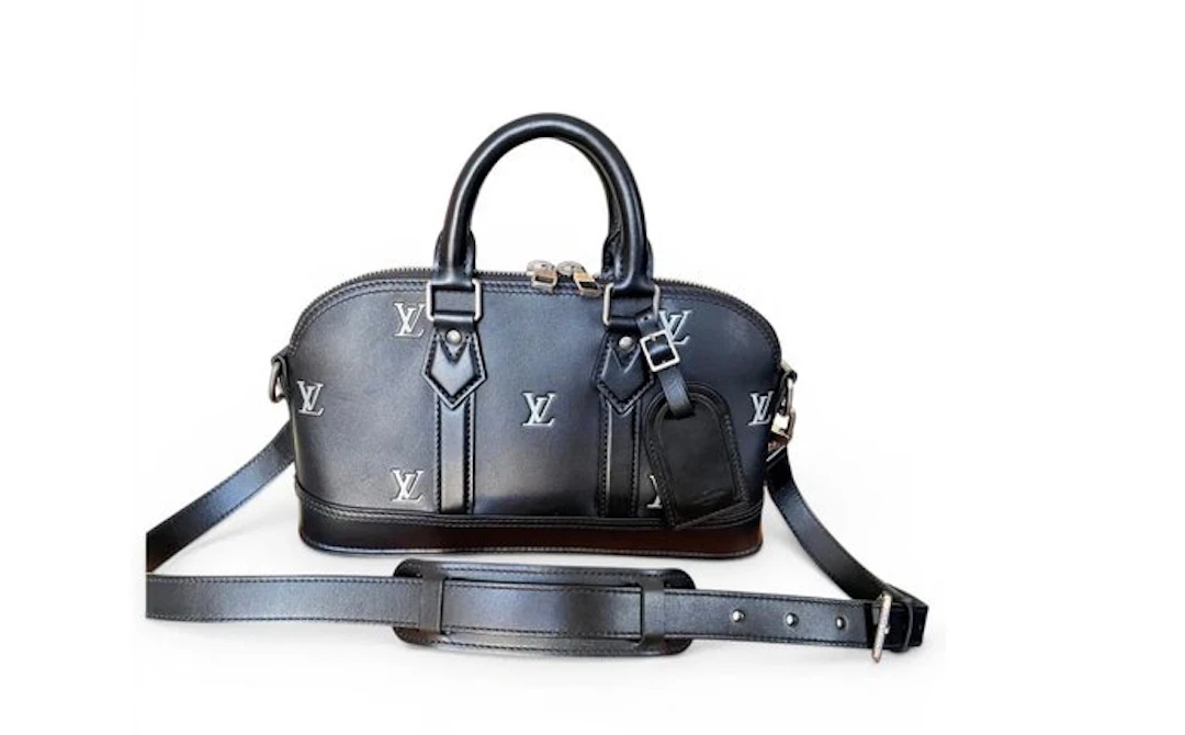 Louis Vuitton - Alma - Handbag