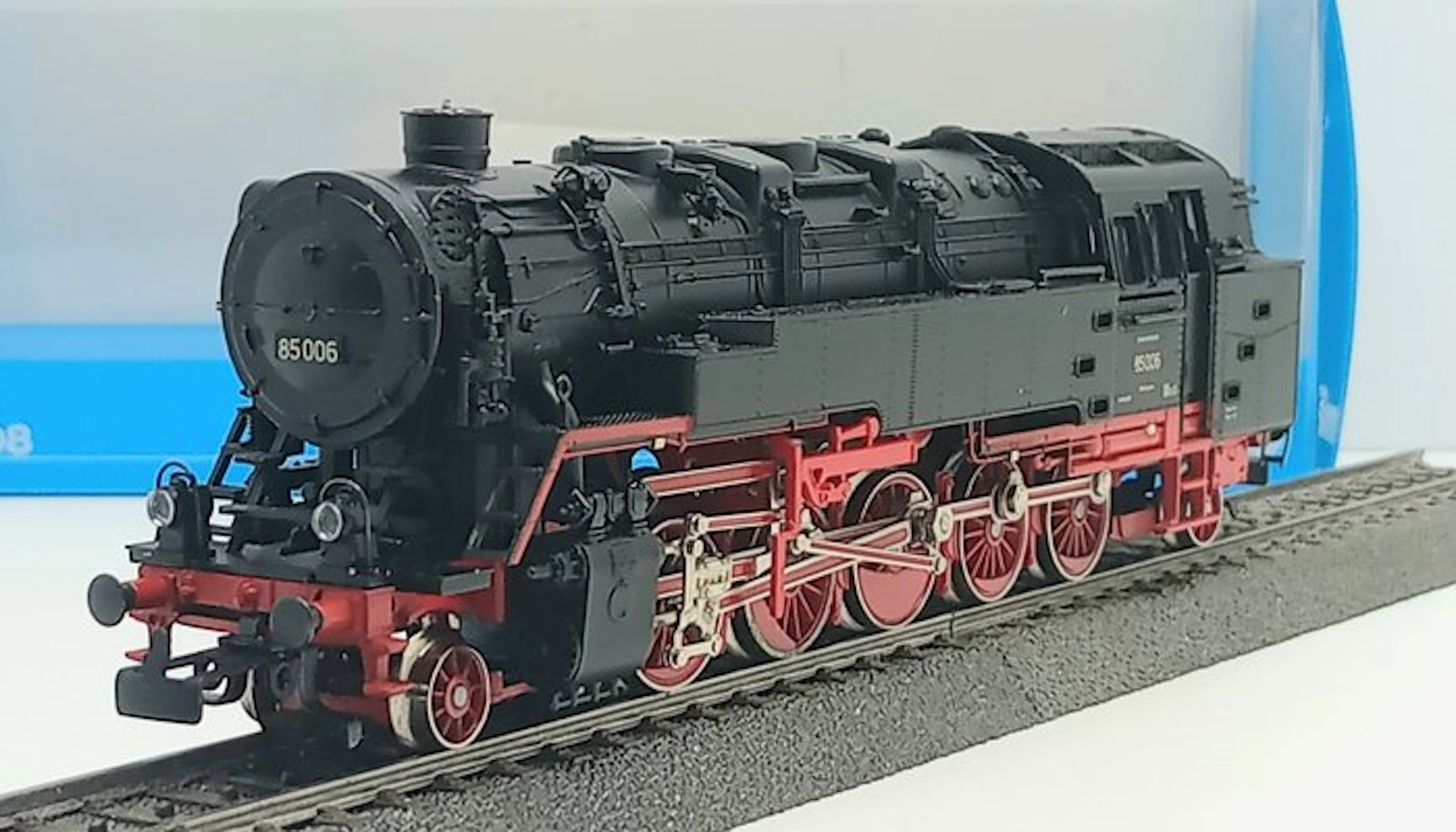 Märklin H0 - 3308 - Steam locomotive (1) - BR 85 with smoke - DRG
