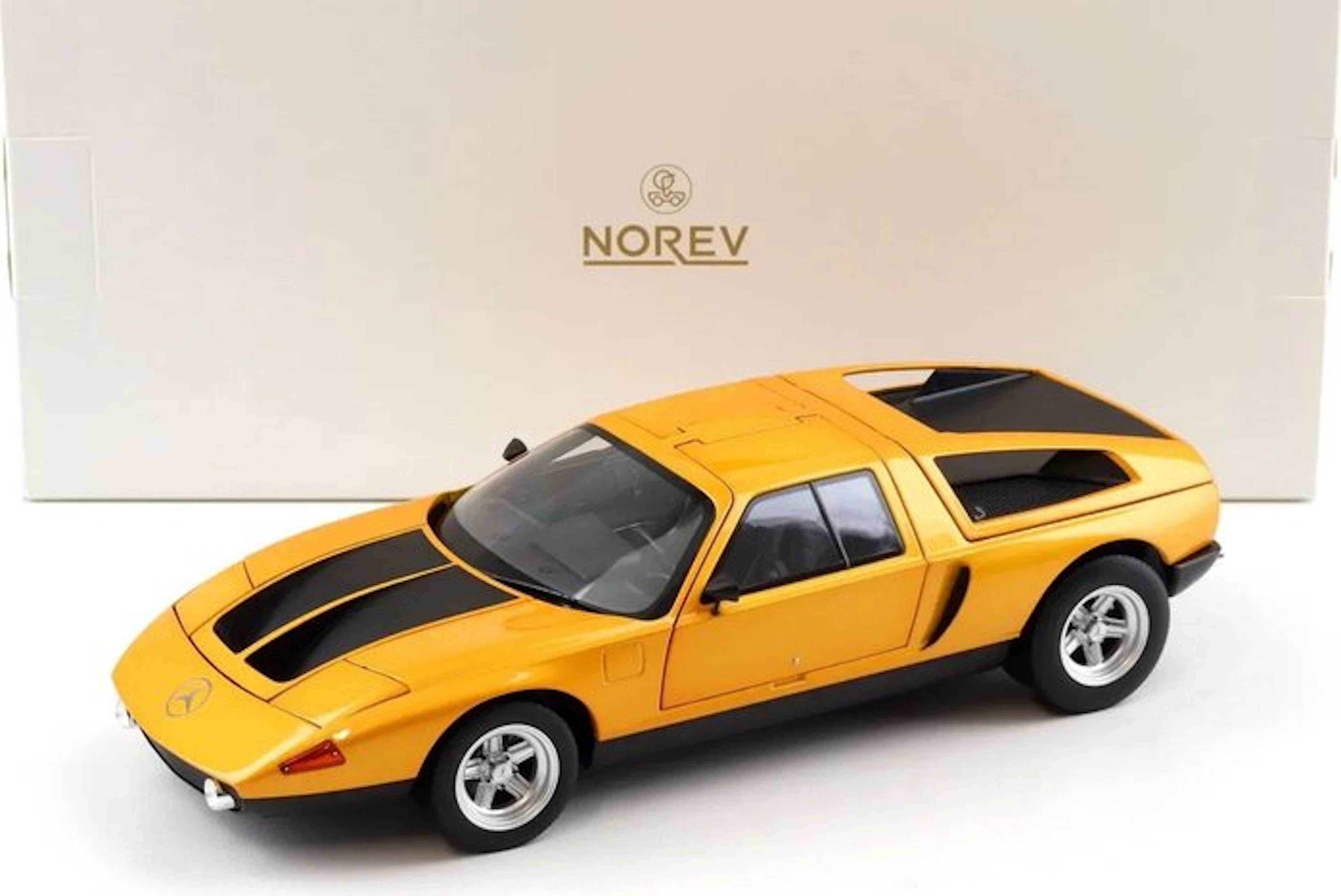 Norev 1:18 - Model car - Mercedes C111