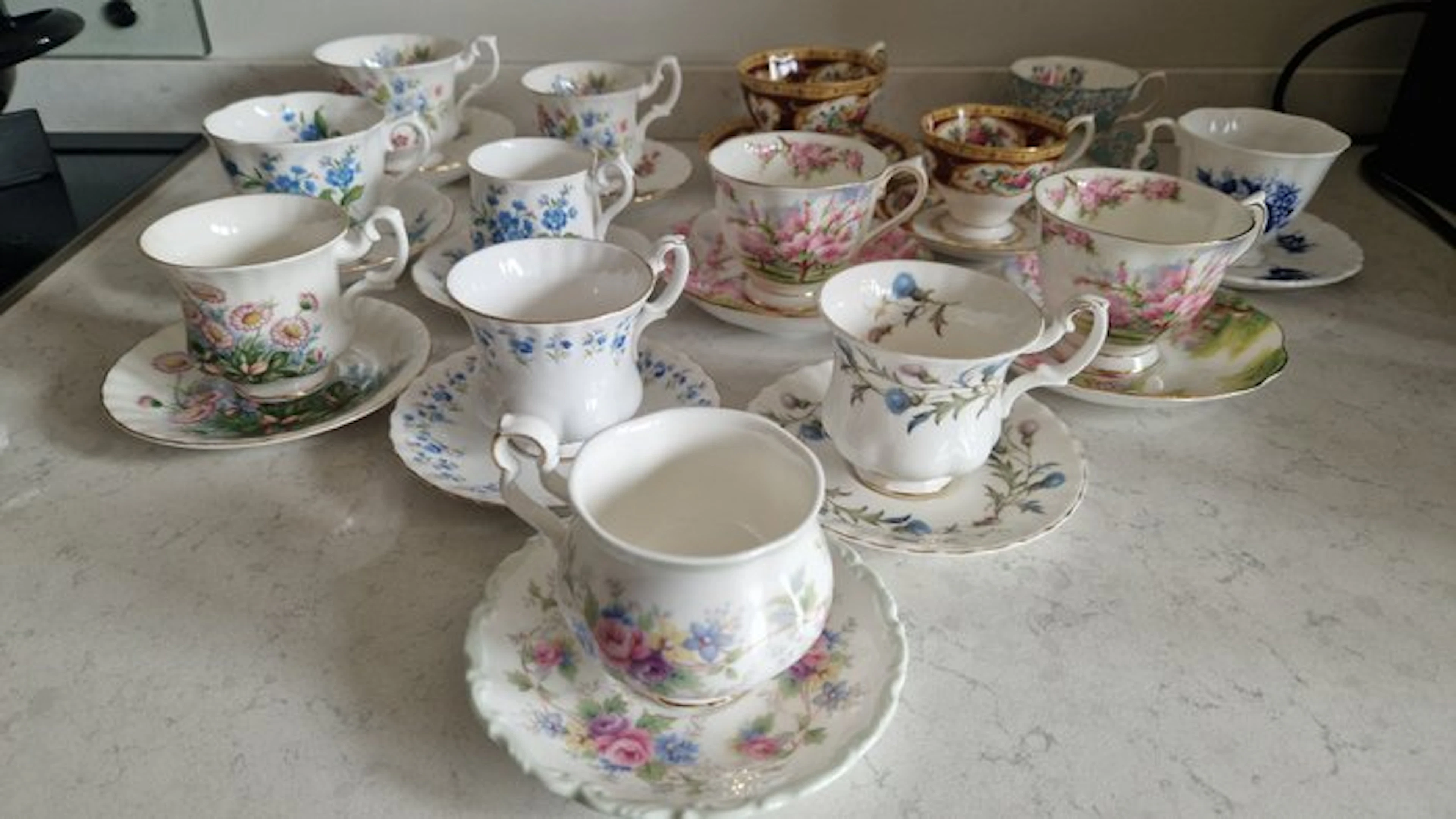 Royal Albert - Dinner service (28) - Bone china