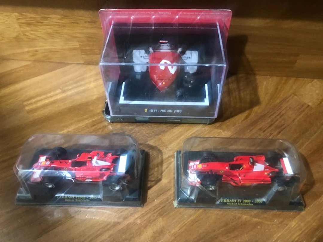 Emblem - Ferrari - Musetto auto Ferrari +2 Modellino di...