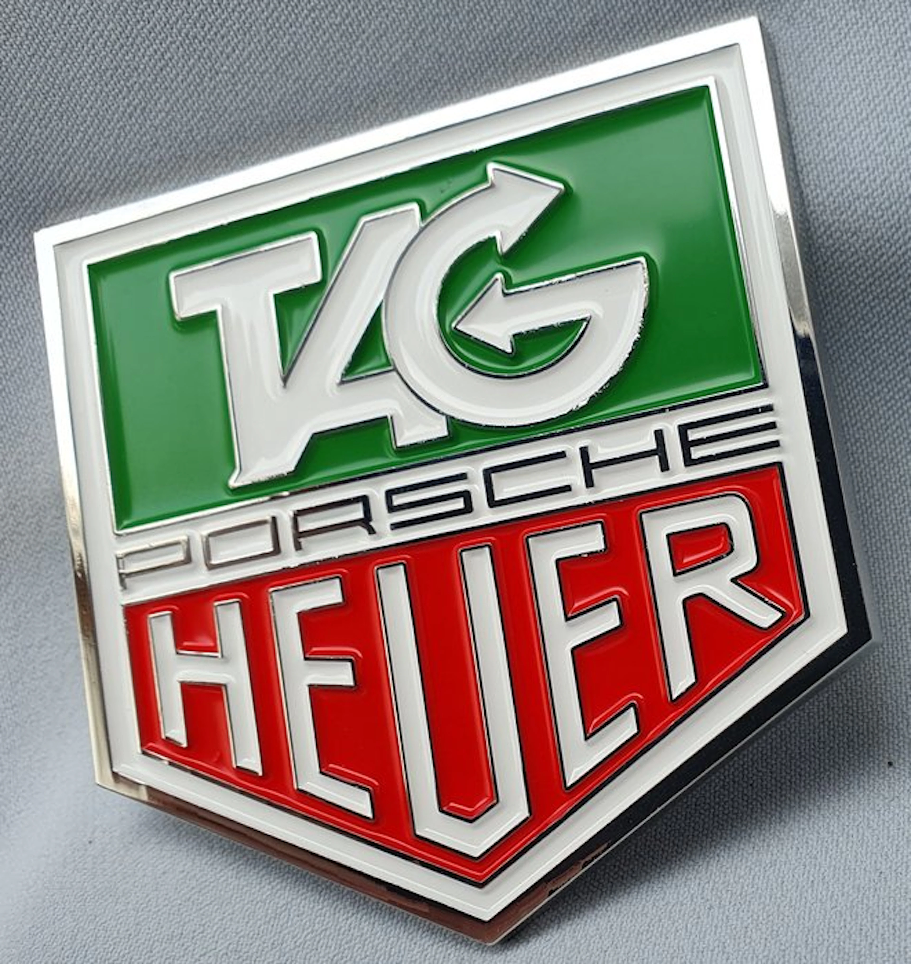 Badge - Grille Badge - TAG HEUER - PORSCHE - South America - 21st