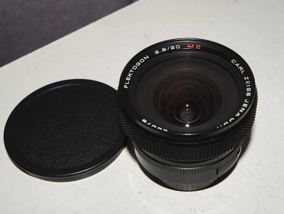 Carl Zeiss Jena Flektogon 2,8/20mm MC | Camera lens