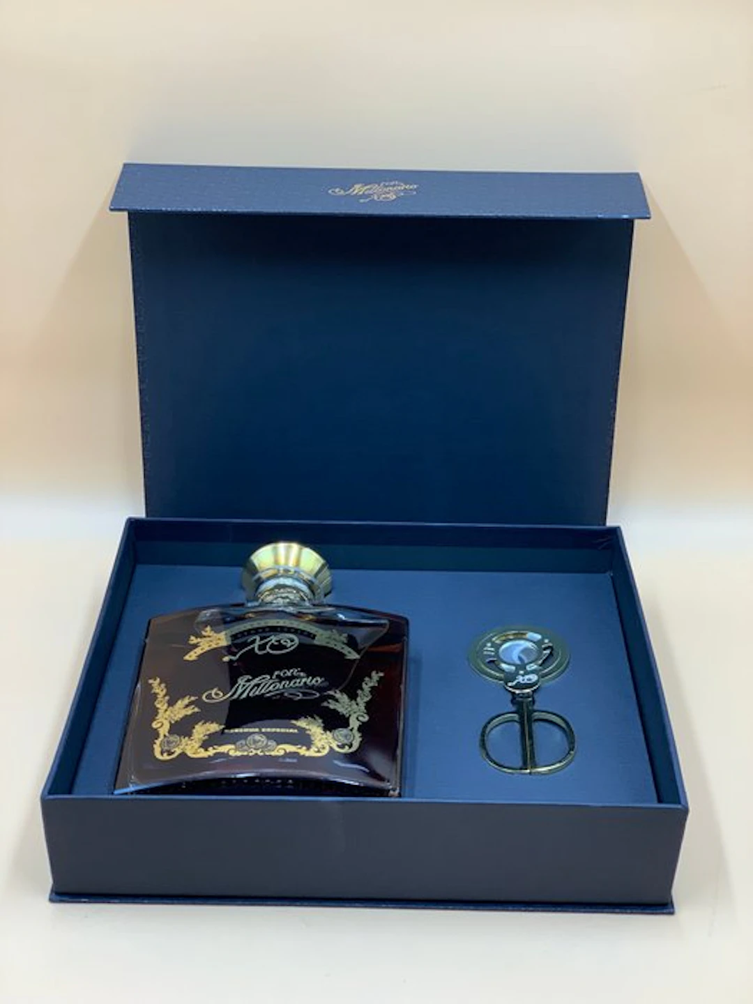 Millonario - XO - Carafe "Coffret Coupe-Cigares" - 70cl