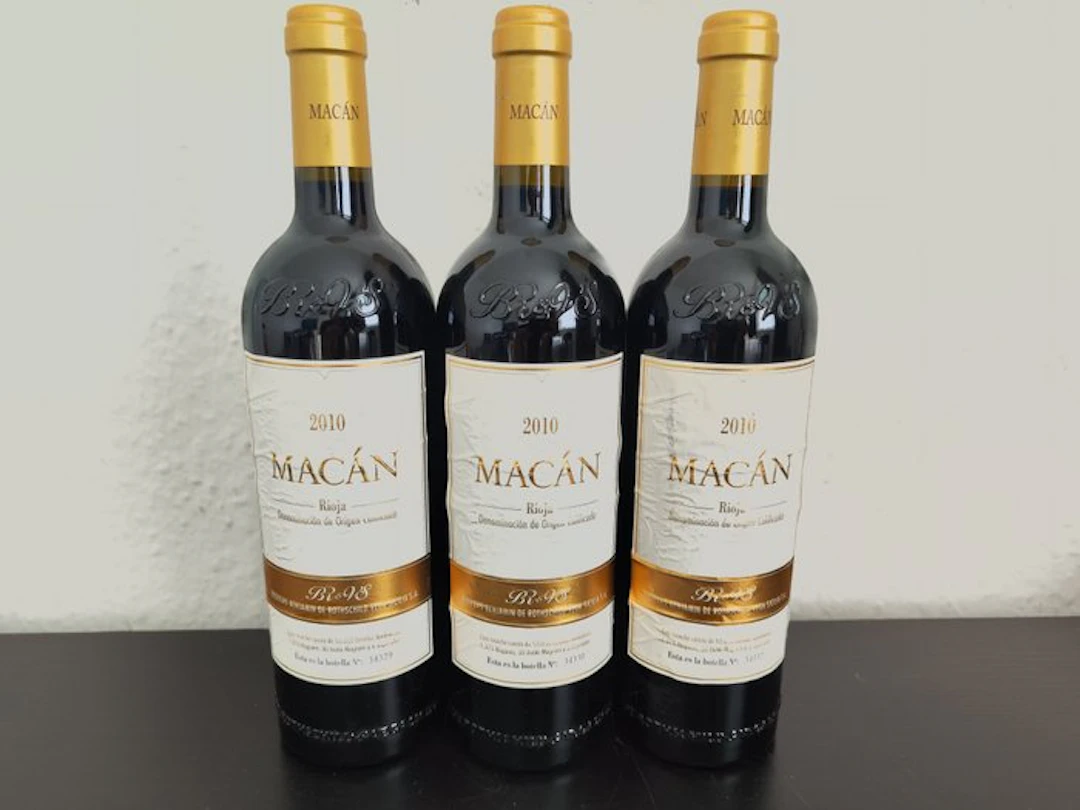 2010 Bodegas Benjamin de Rothschild & Vega Sicilia
