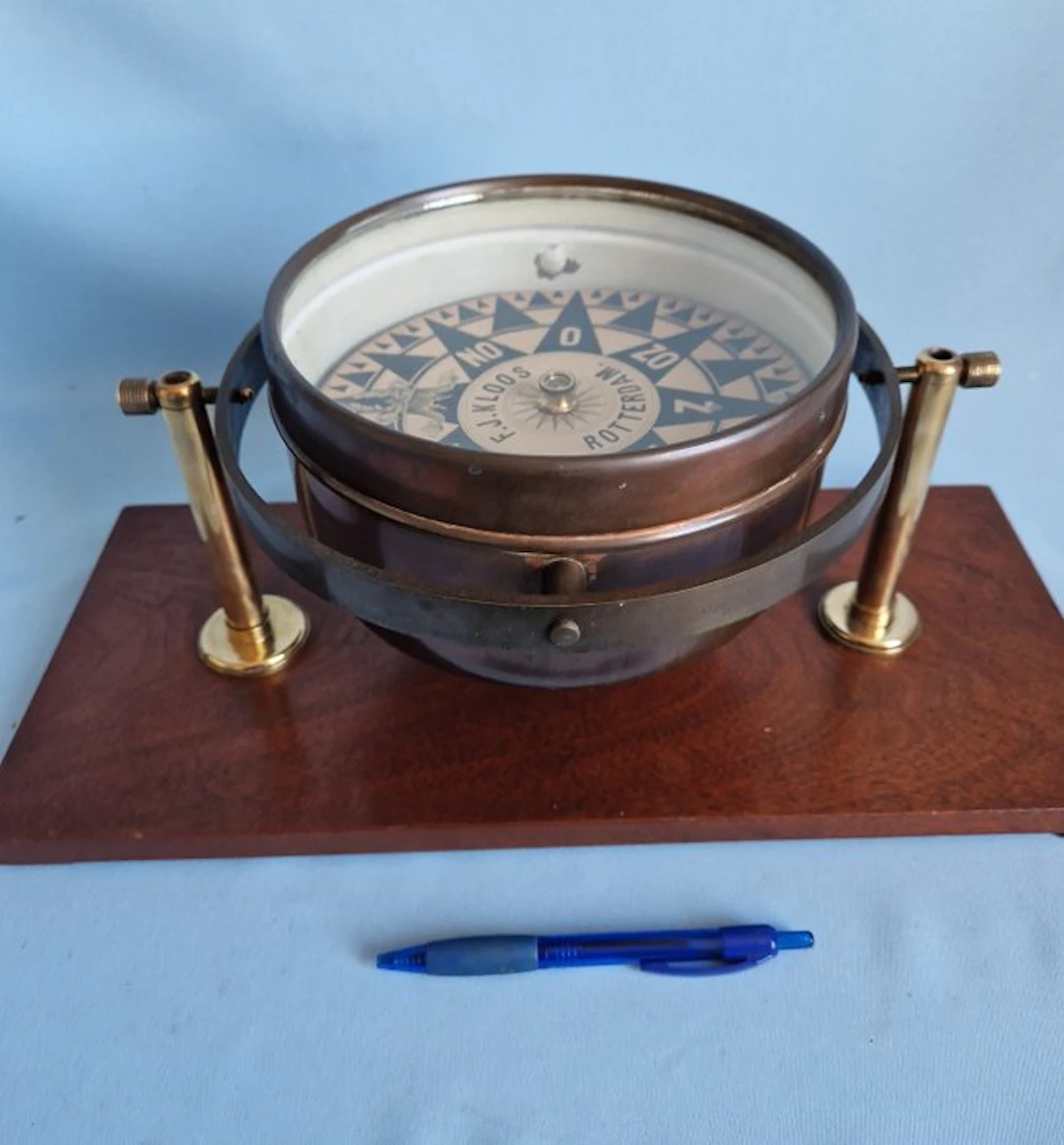 Ship's compass - Brass, Glass, Wood - F.J. Kloos & Zoon - Antique Dry Compass