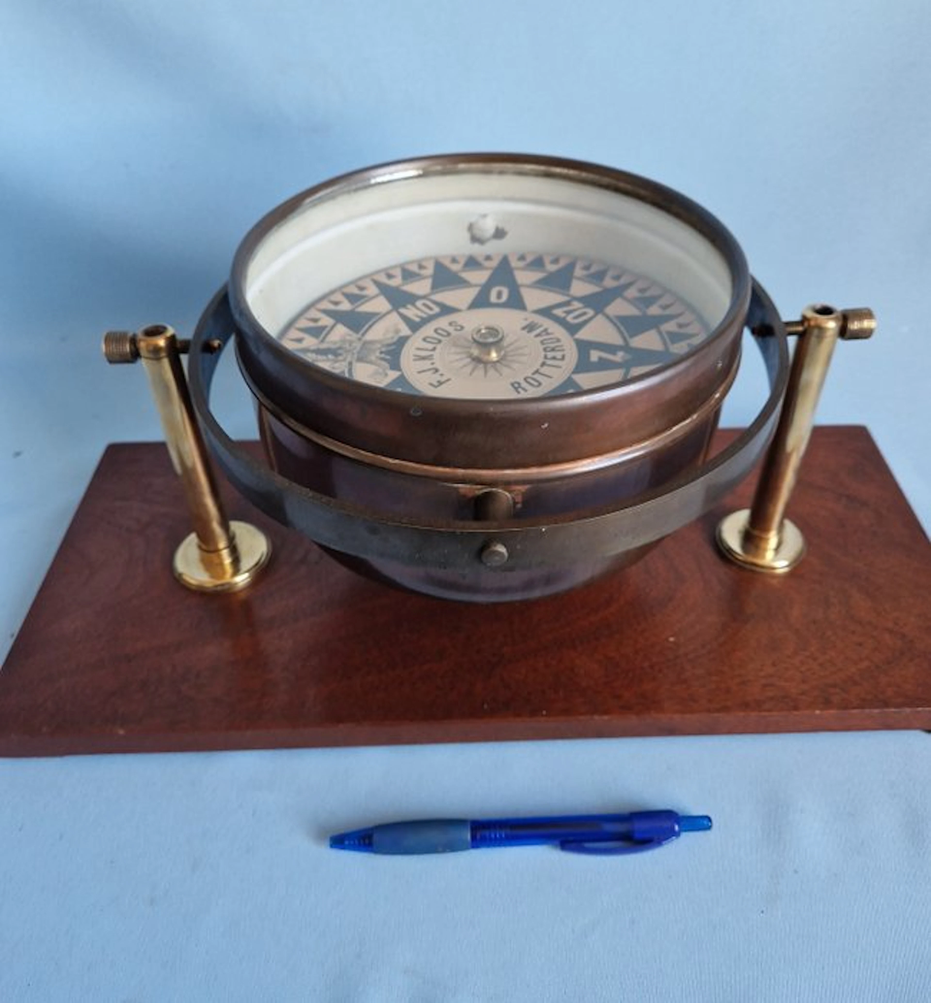 Ship's compass - Brass, Glass, Wood - F.J. Kloos & Zoon - Antique Dry Compass