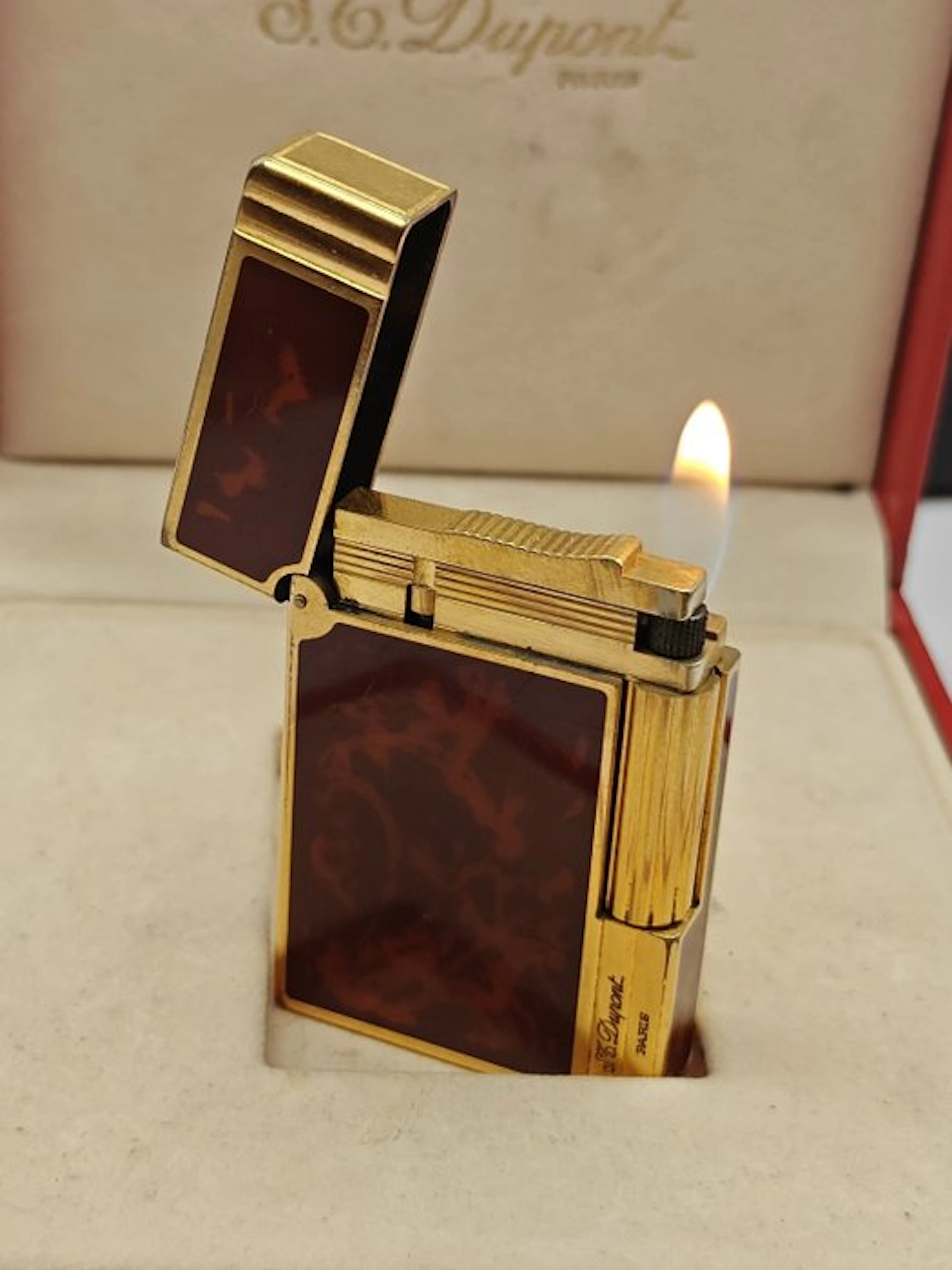 S.T. Dupont - Gatsby - Boxed - Lighter - Red/Brown...