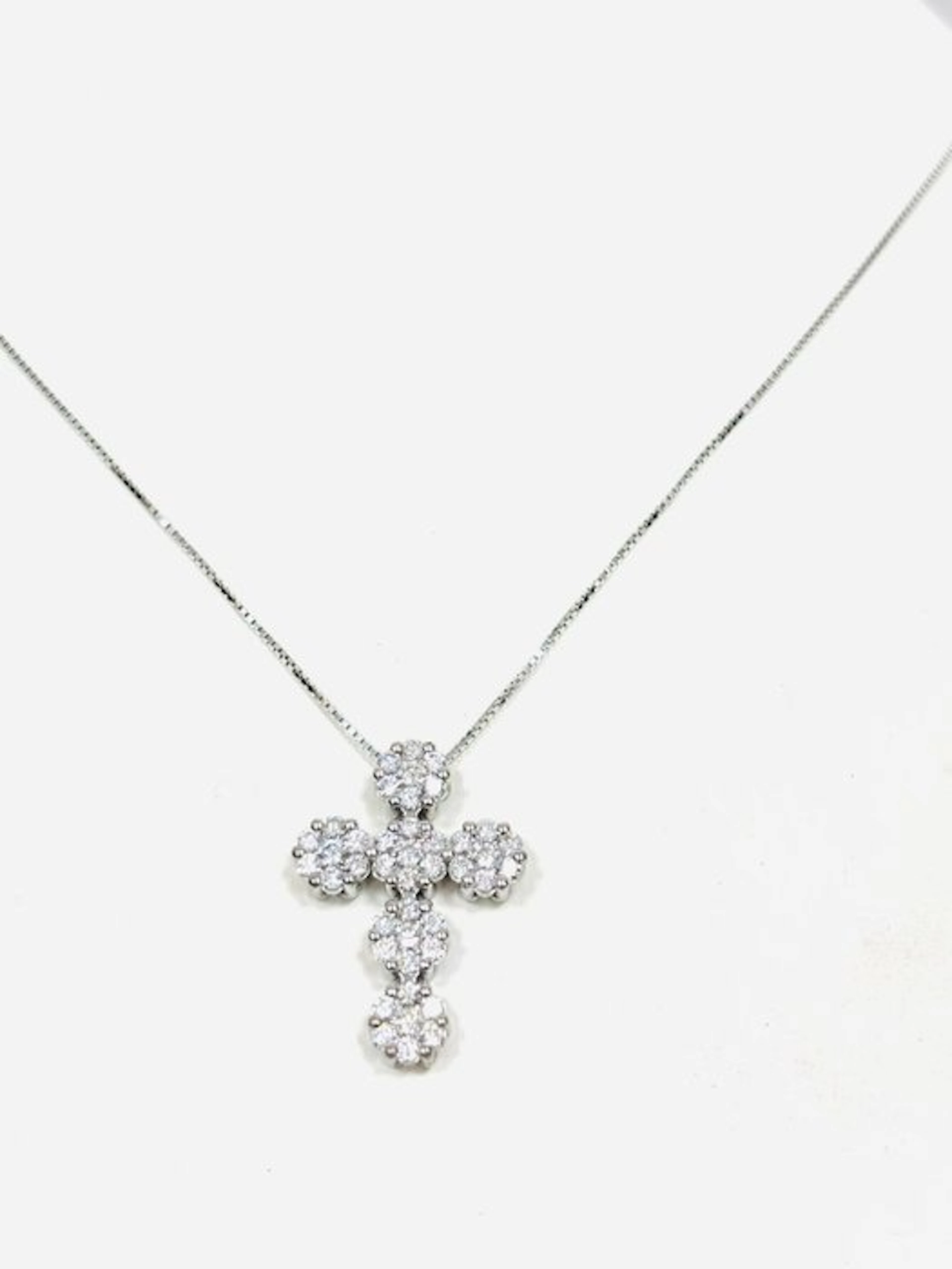 Necklace with pendant - 18 kt