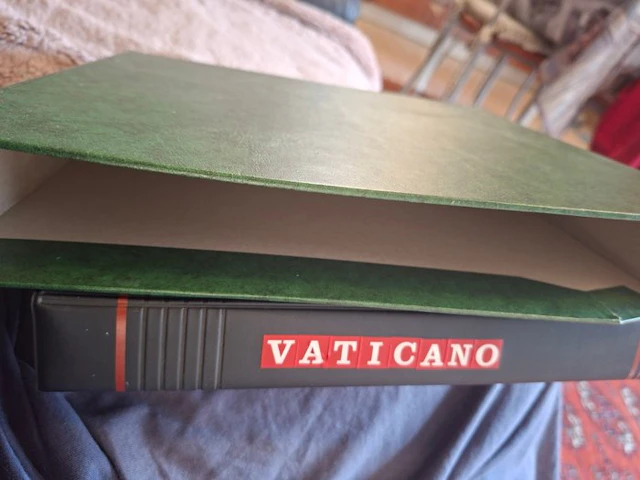 Vatican City 1930/1978 - New Vatican stamp collection - Sassone
