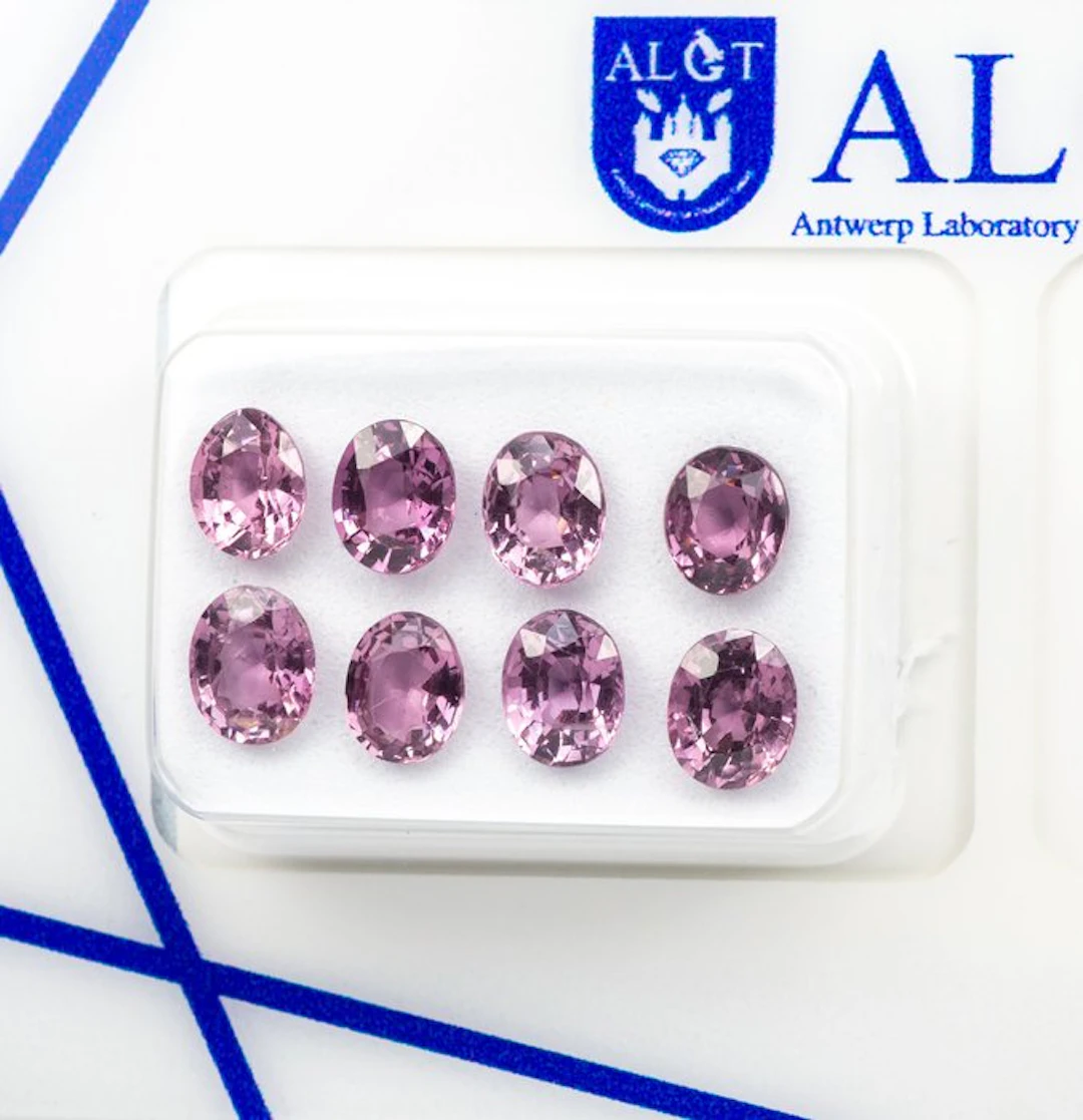 No reserve price - 8 pcs Spinel - 3.33 ct - Antwerp...